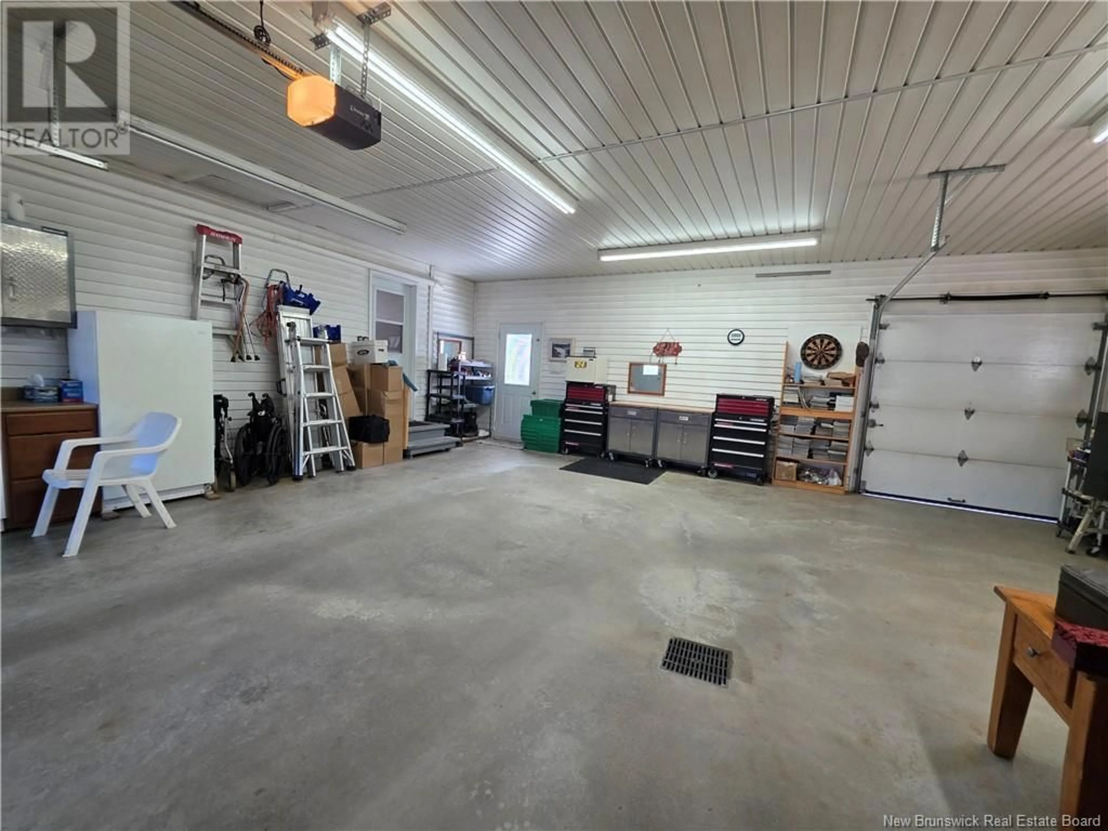 Indoor garage for 396 HIGH STREET, Grand Falls New Brunswick E3Z1B3