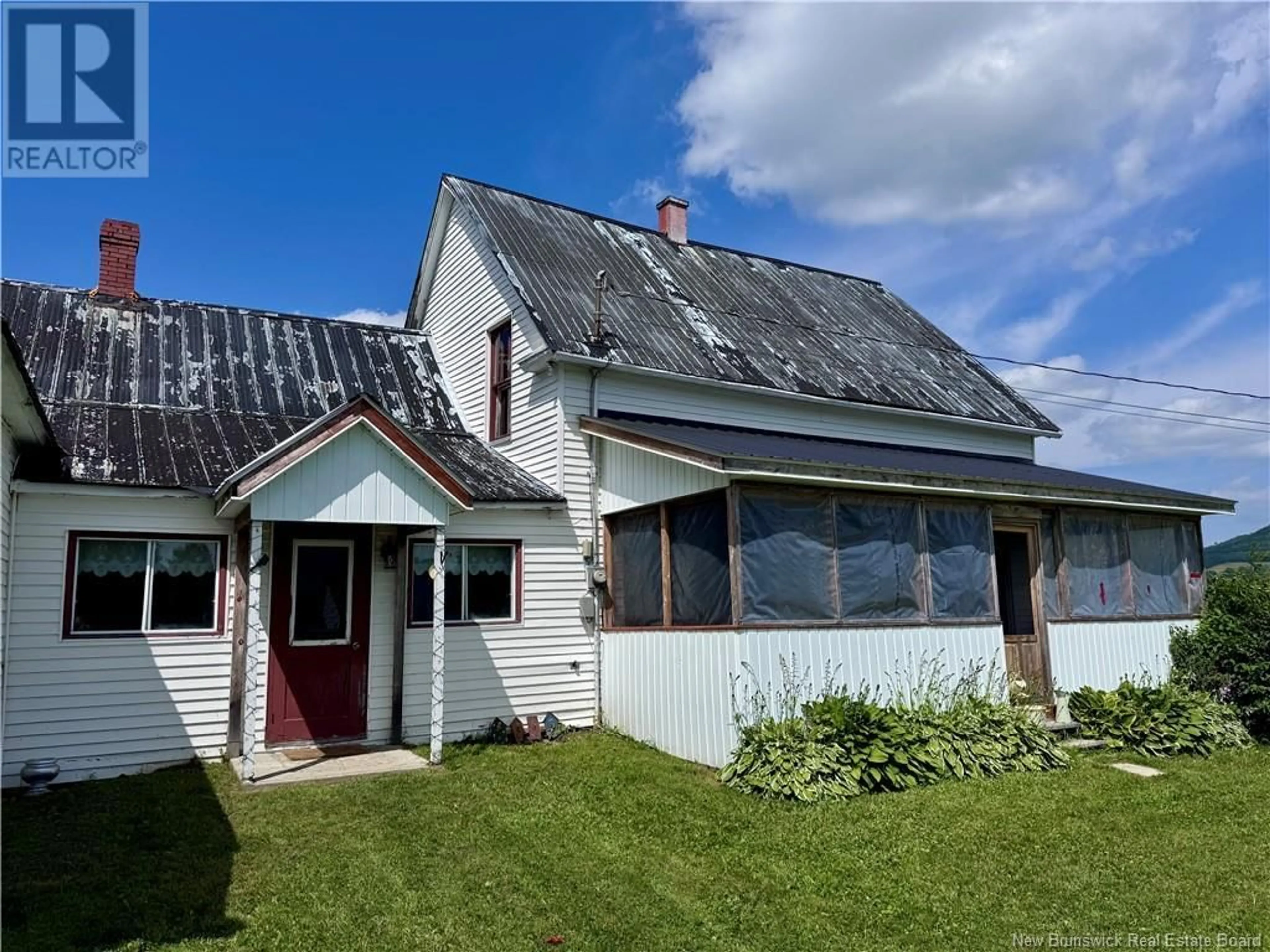 A pic from outside/outdoor area/front of a property/back of a property/a pic from drone, building for 1441 580 ROUTE, Glassville New Brunswick E7L1B4