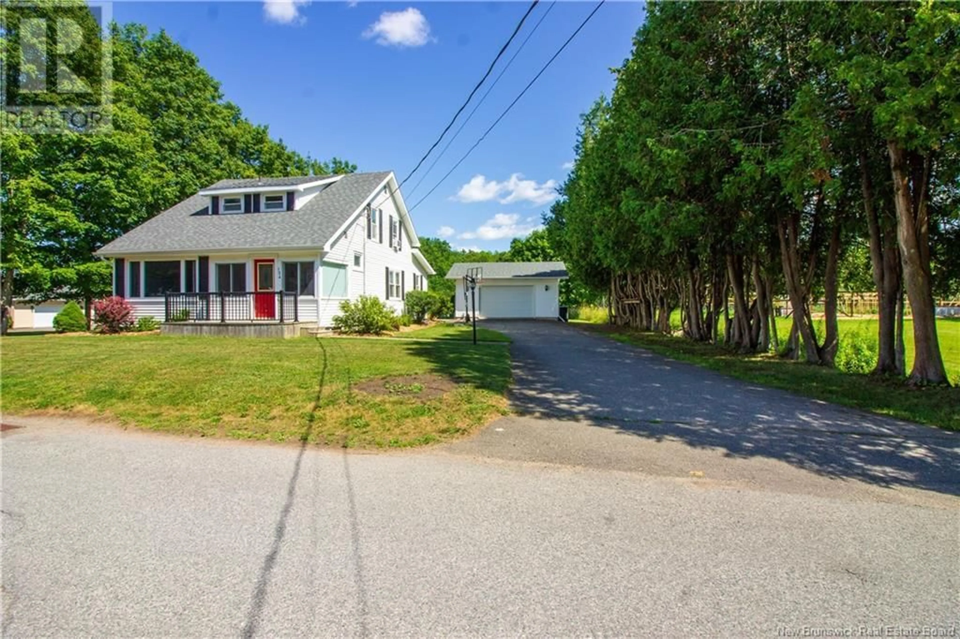 A pic from outside/outdoor area/front of a property/back of a property/a pic from drone, street for 124 DUTCH POINT ROAD, Hampton New Brunswick E5N5Y8