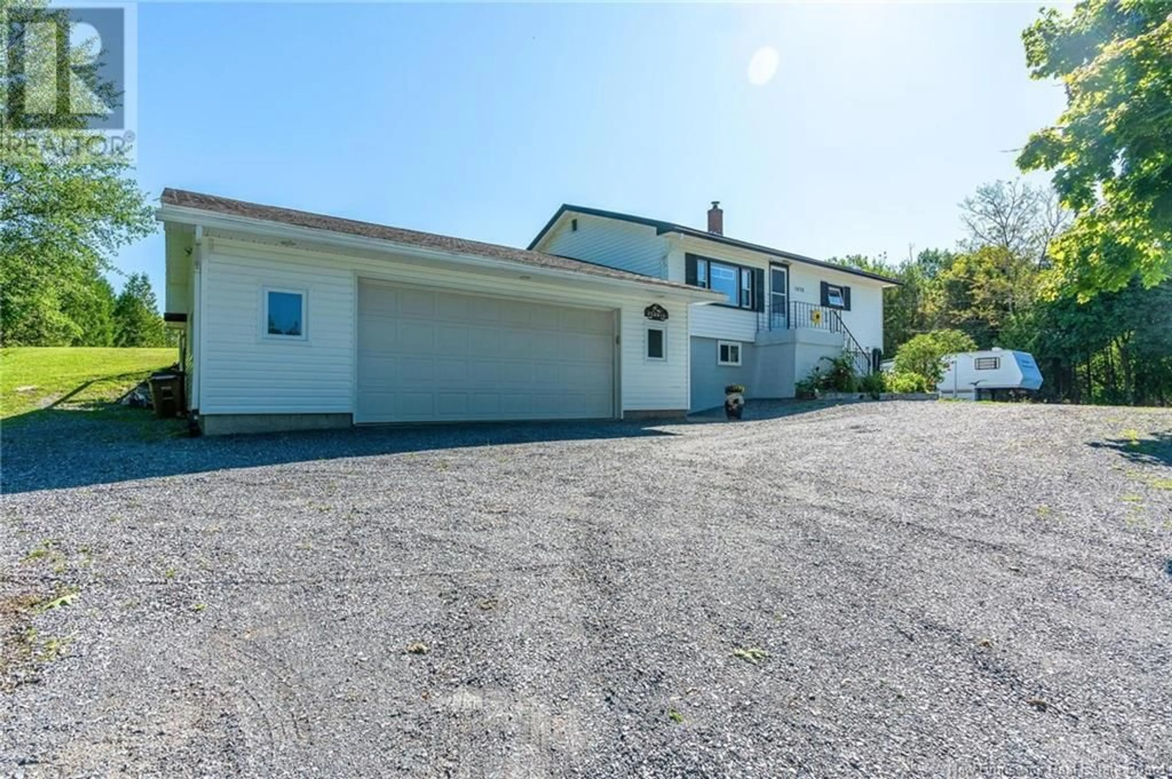 A pic from outside/outdoor area/front of a property/back of a property/a pic from drone, building for 1020 WESTFIELD ROAD, Saint John New Brunswick E2M7N2