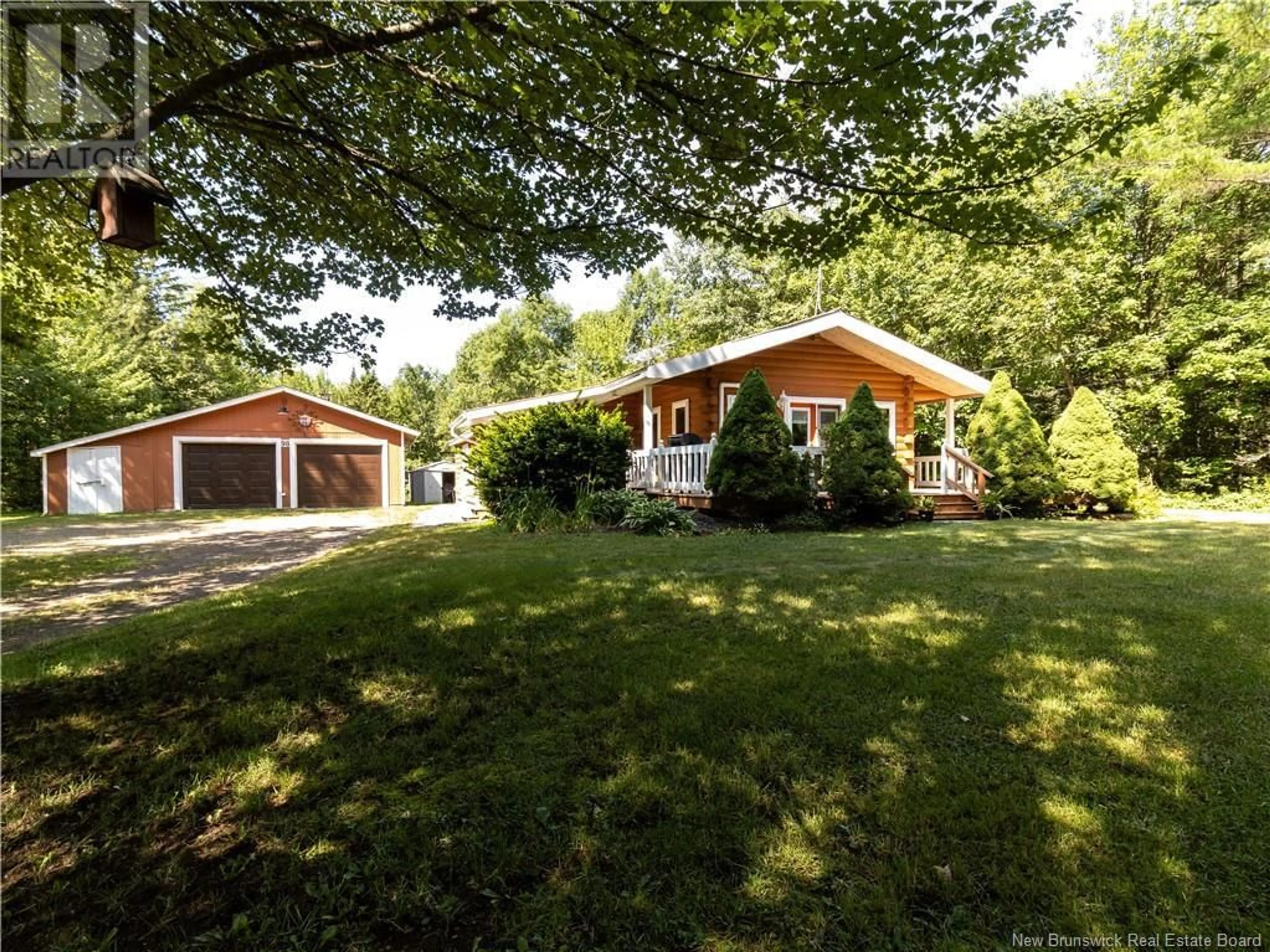A pic from outside/outdoor area/front of a property/back of a property/a pic from drone, street for 98 ONTARIO DRIVE, Salisbury New Brunswick E1G3W9