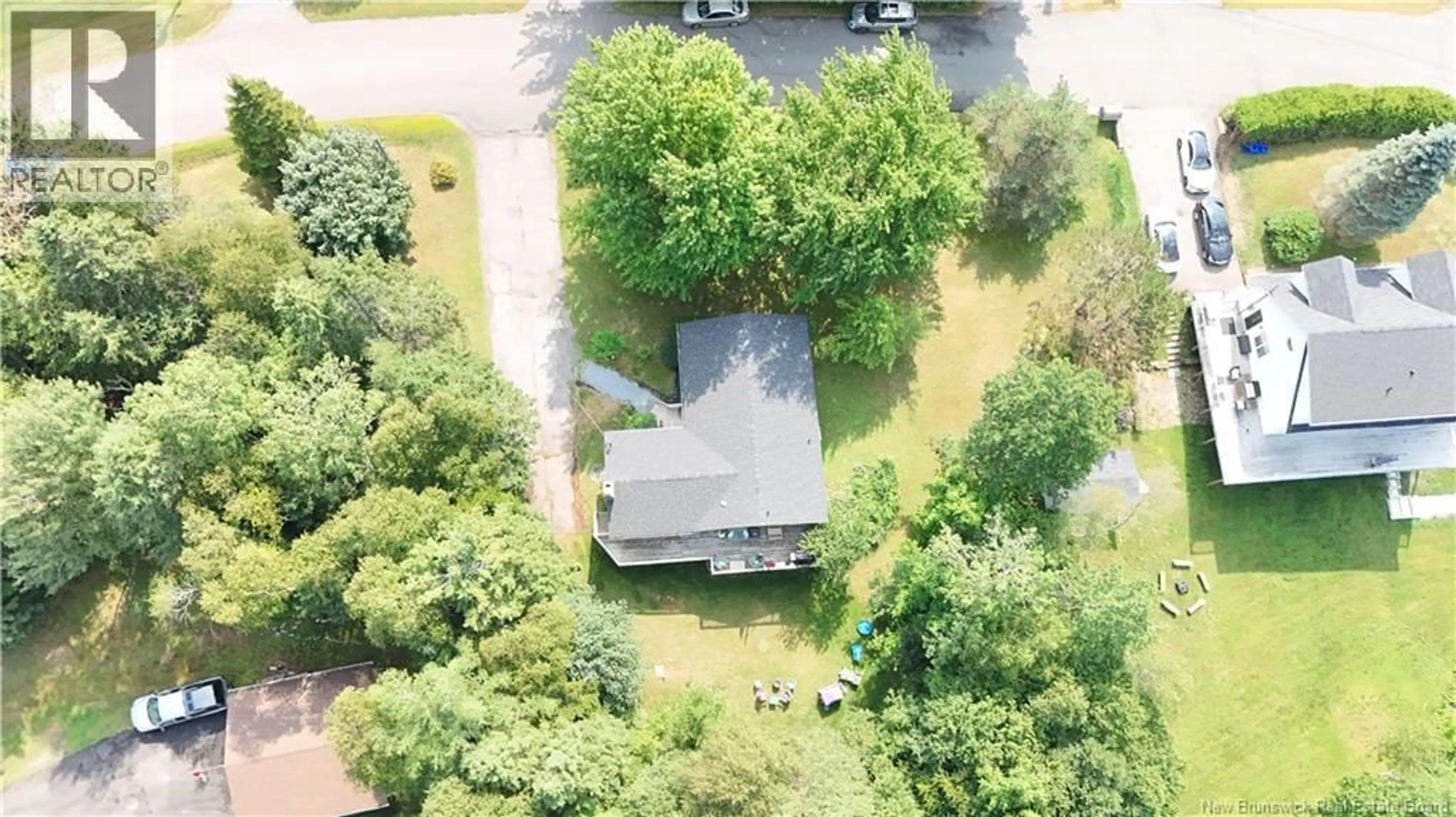 A pic from outside/outdoor area/front of a property/back of a property/a pic from drone, unknown for 6 HIGHVIEW PLACE, Quispamsis New Brunswick E2E4V9