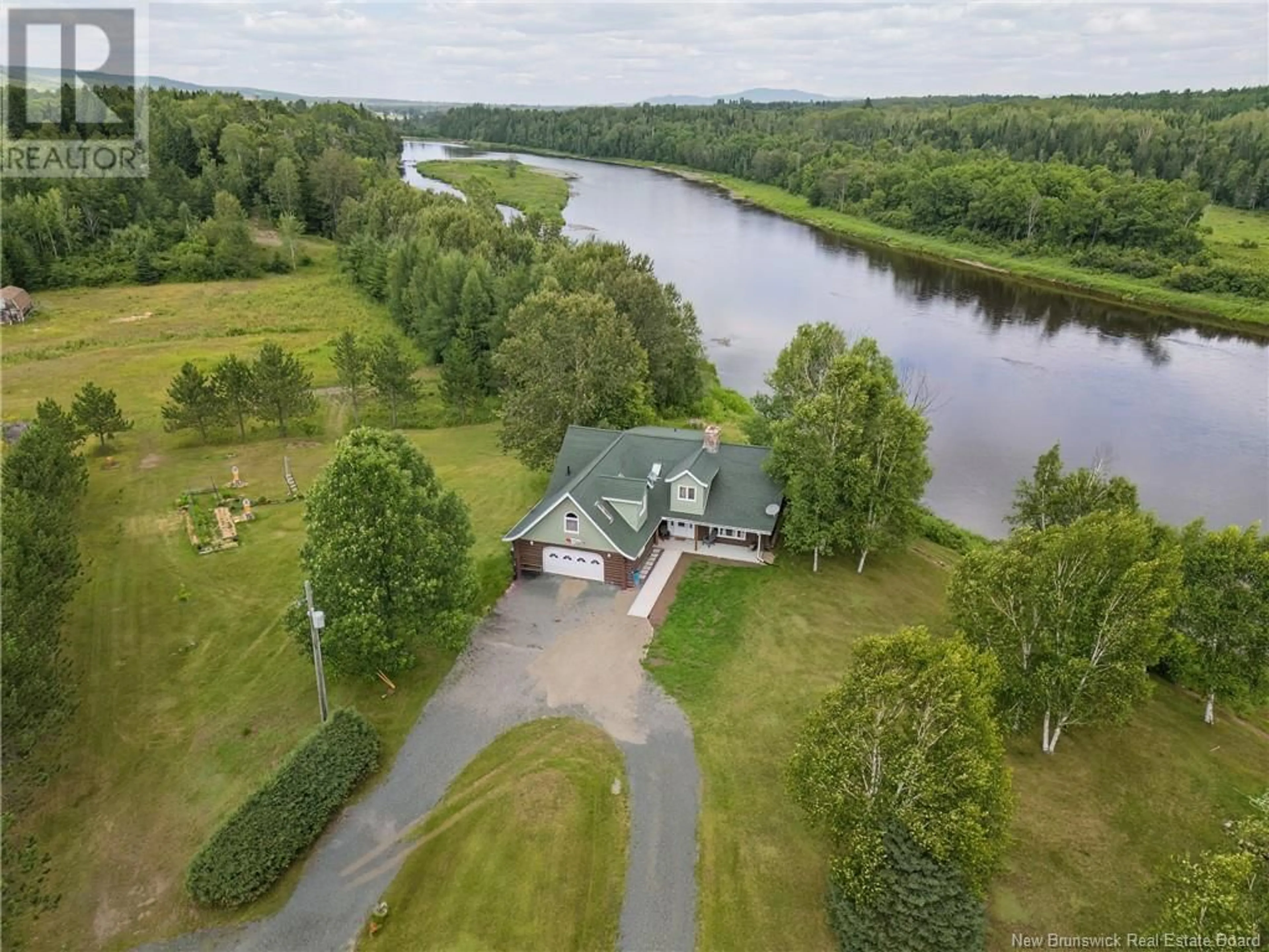 A pic from outside/outdoor area/front of a property/back of a property/a pic from drone, water/lake/river/ocean view for 116 ROUTE 385, Weaver New Brunswick E7G3H7