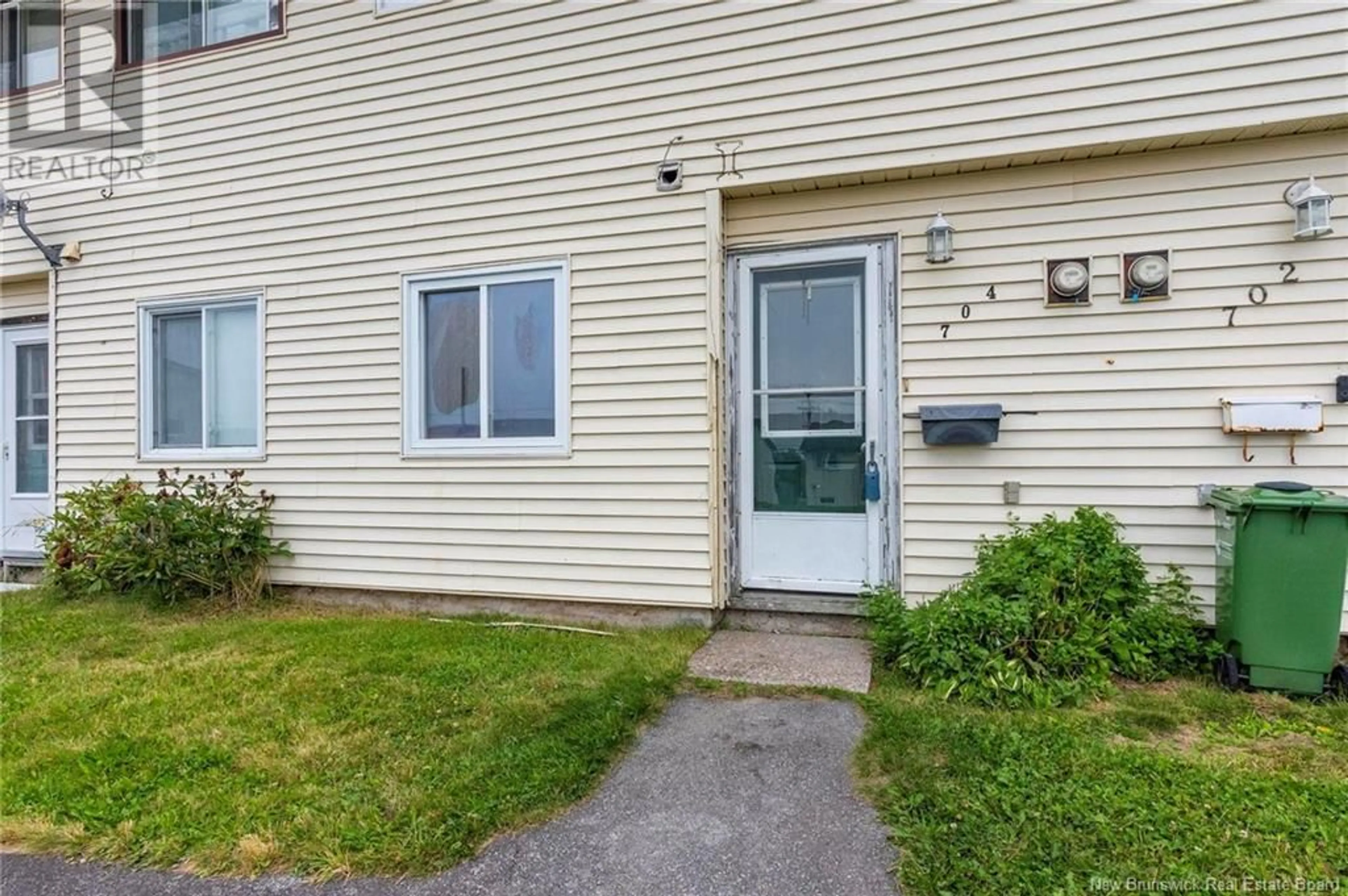 Patio, street for 704 HIGHMEADOW DRIVE, Saint John New Brunswick E2J3V1