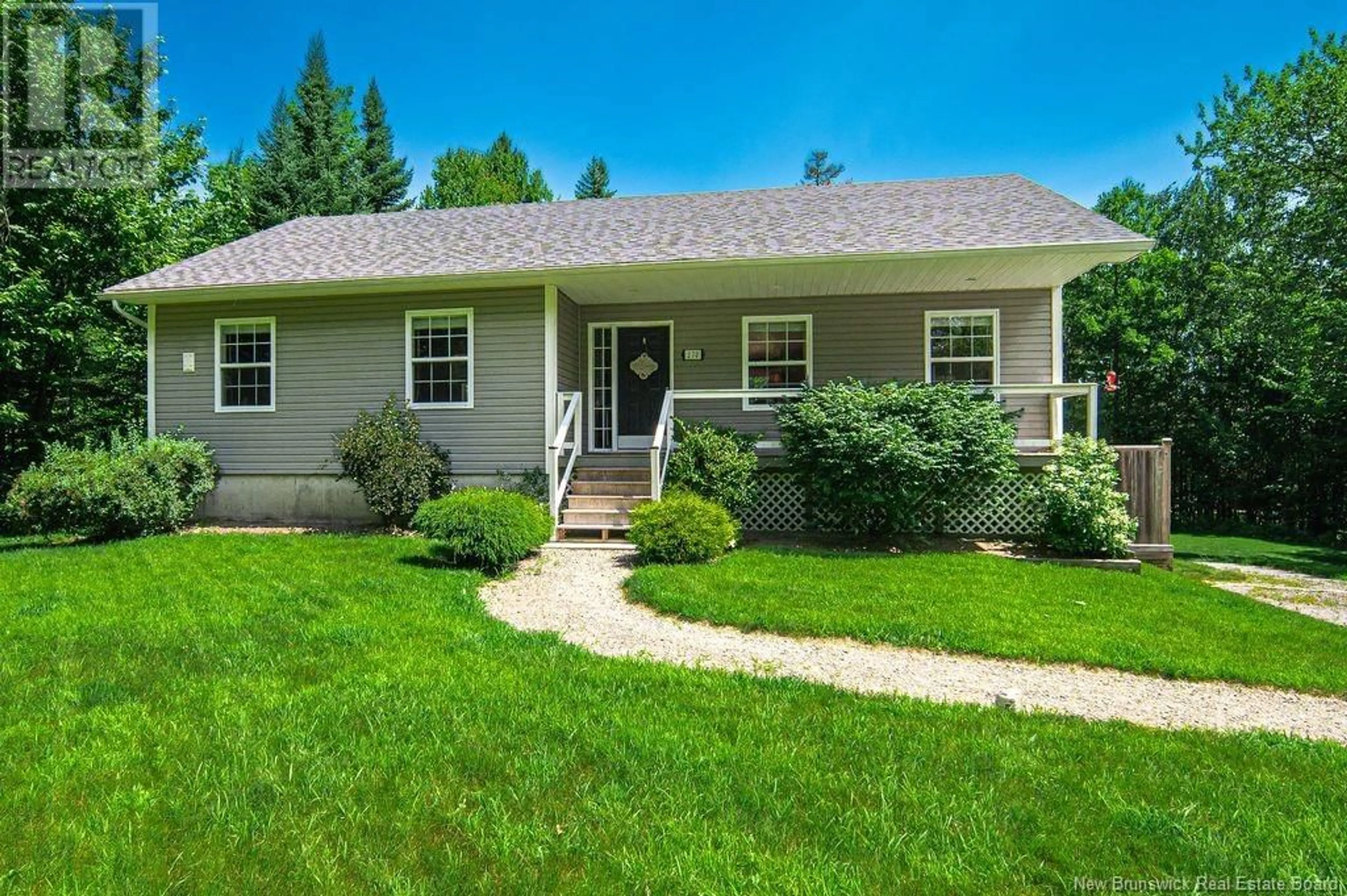 Home with vinyl exterior material, street for 270 MARLOW ROAD, Hanwell New Brunswick E3C1M6