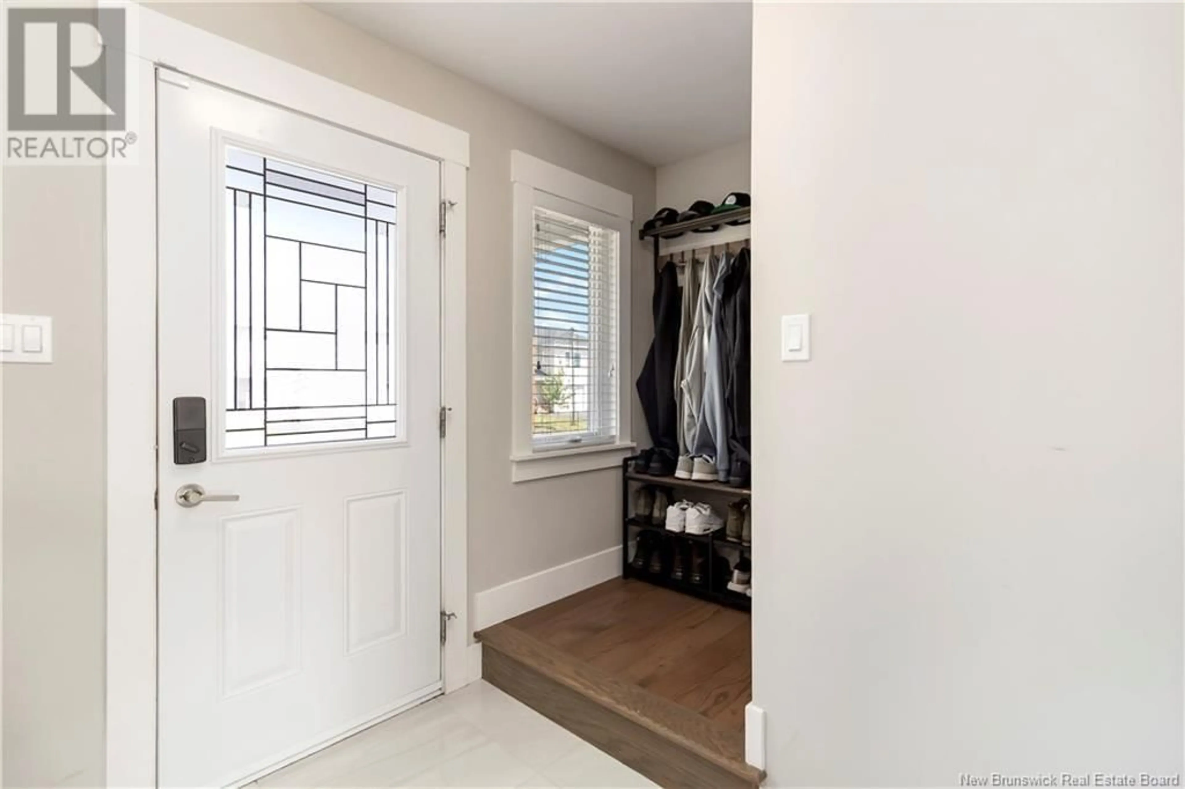 Indoor entryway for 101 CROWBUSH CRESCENT, Moncton New Brunswick E1G0H1