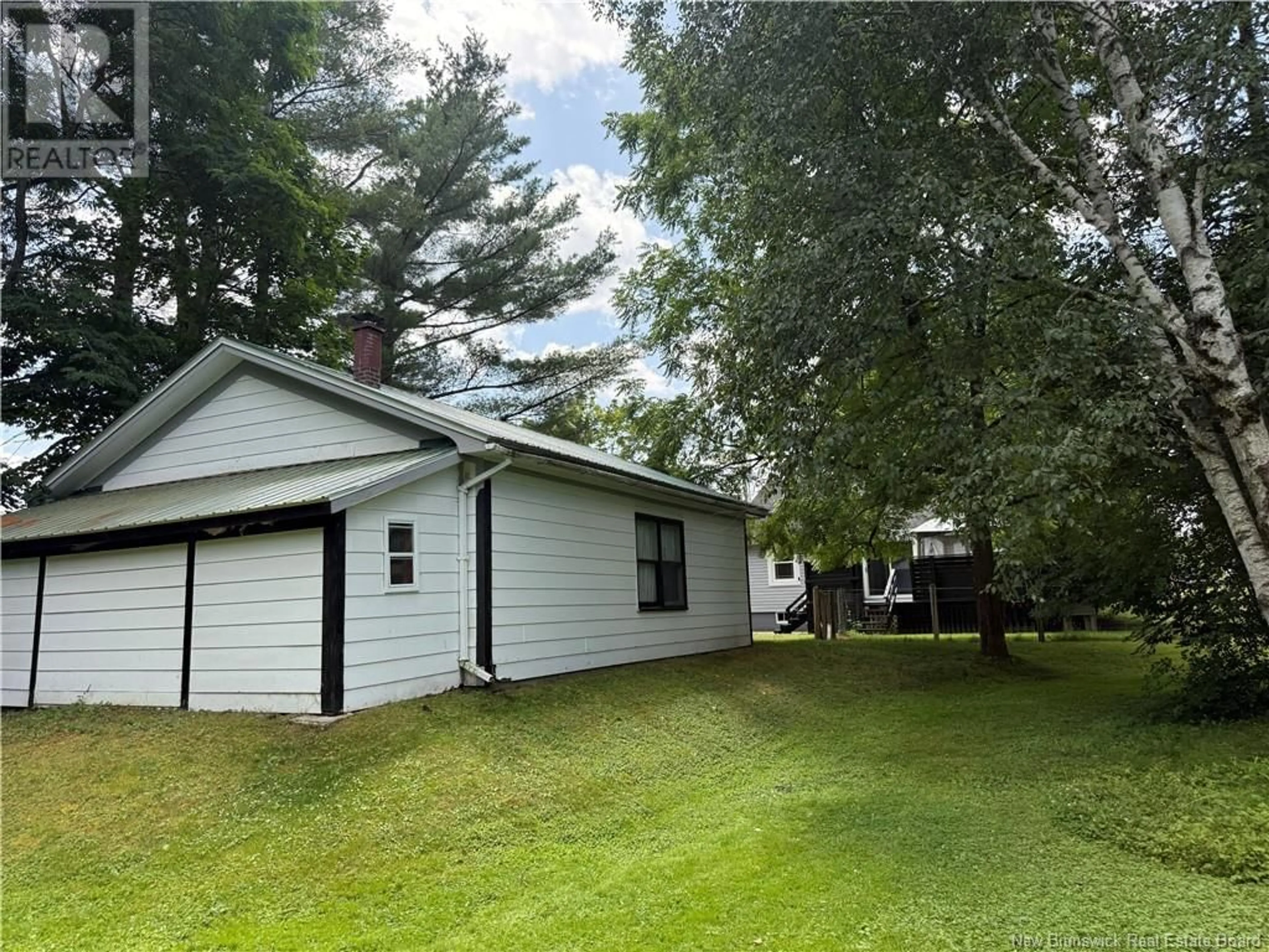 A pic from outside/outdoor area/front of a property/back of a property/a pic from drone, unknown for 27 HILL STREET, St. Stephen New Brunswick E3L1N6