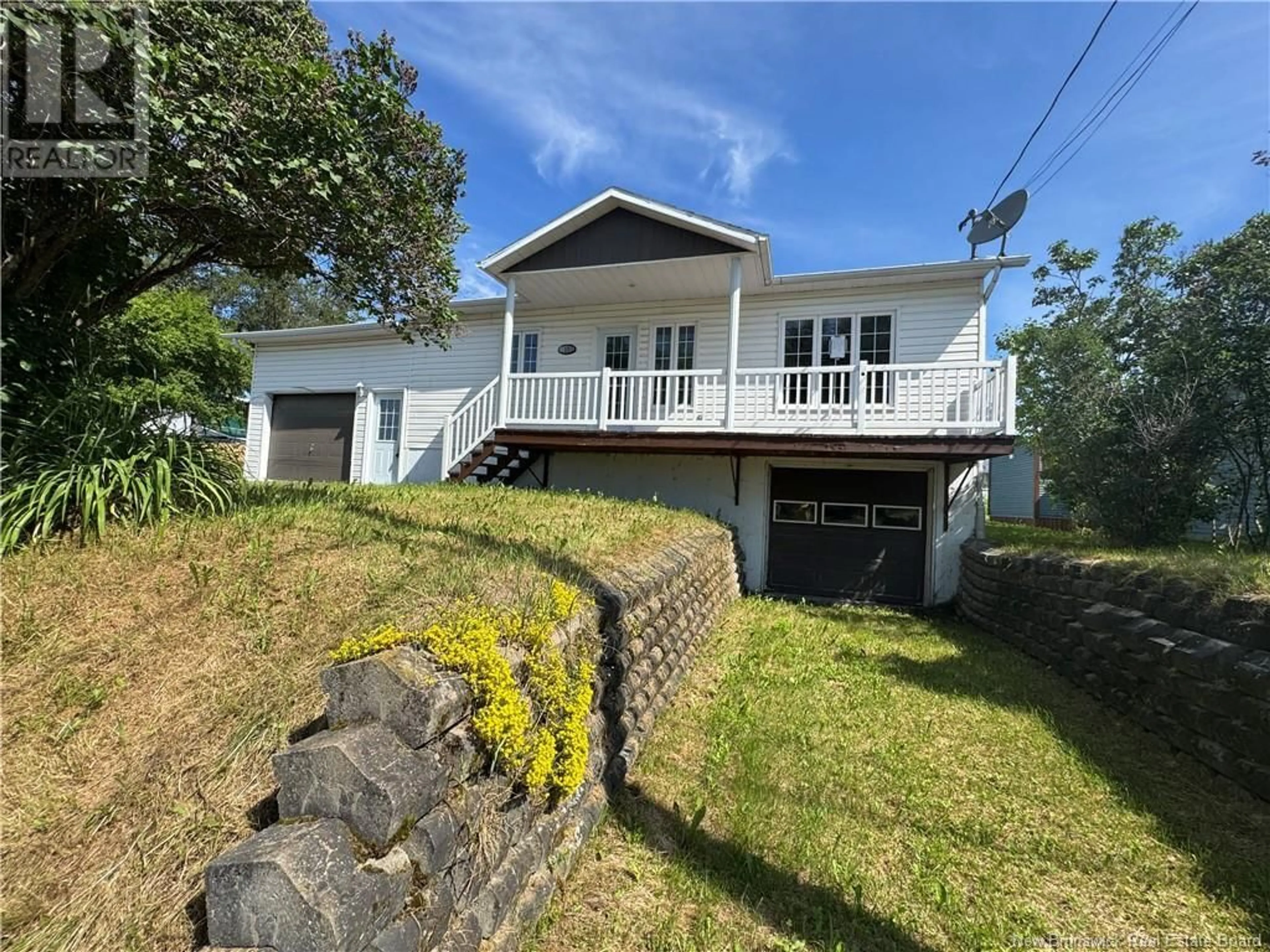 A pic from outside/outdoor area/front of a property/back of a property/a pic from drone, unknown for 10 ST-PAUL STREET, Kedgwick New Brunswick E8B1M9