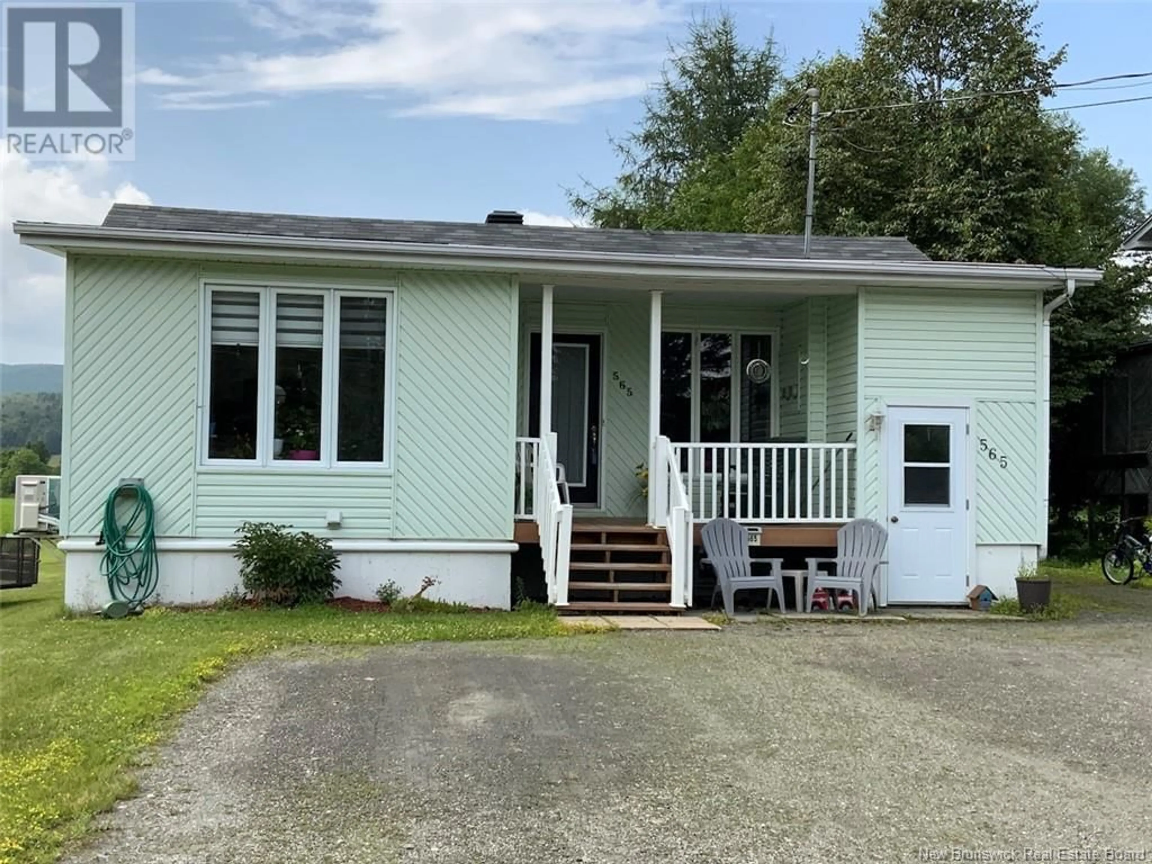 Home with vinyl exterior material, street for 565 RUE PRINCIPALE STREET, Clair New Brunswick E7A2G8