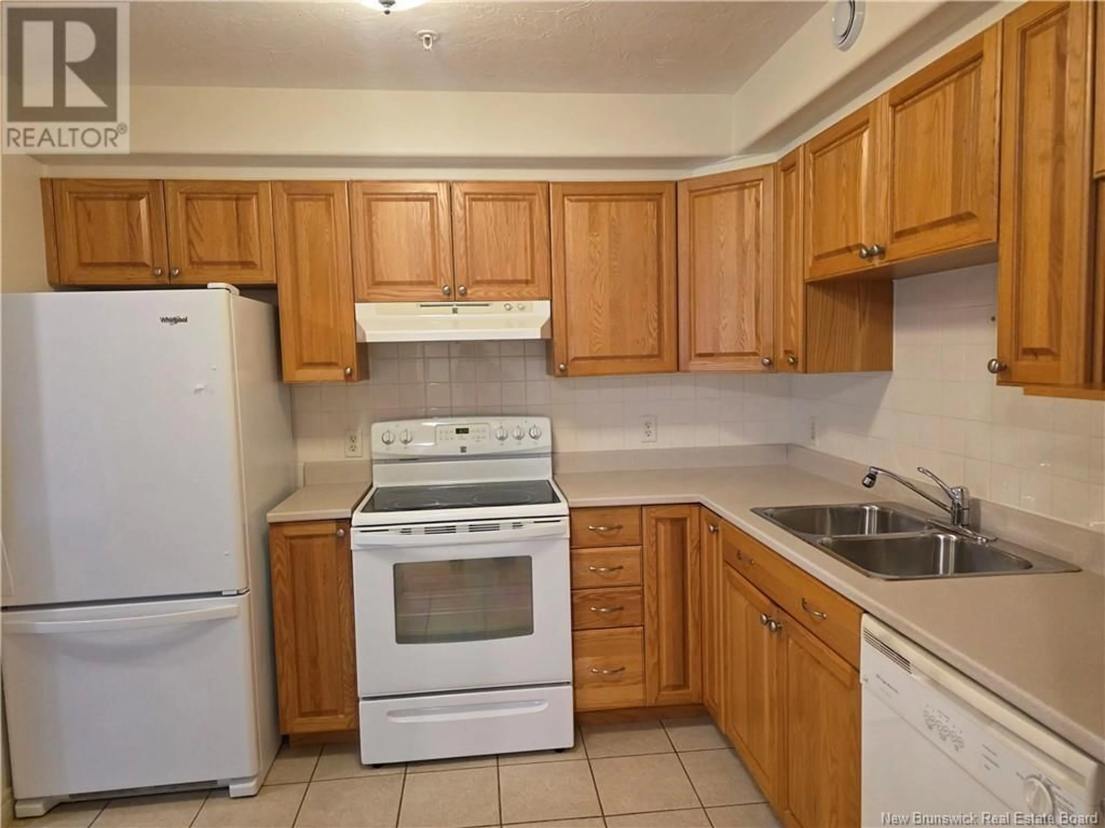 Standard kitchen, unknown for 304 - 1 GOLF GREENS LANE, Fredericton New Brunswick E3B9T9