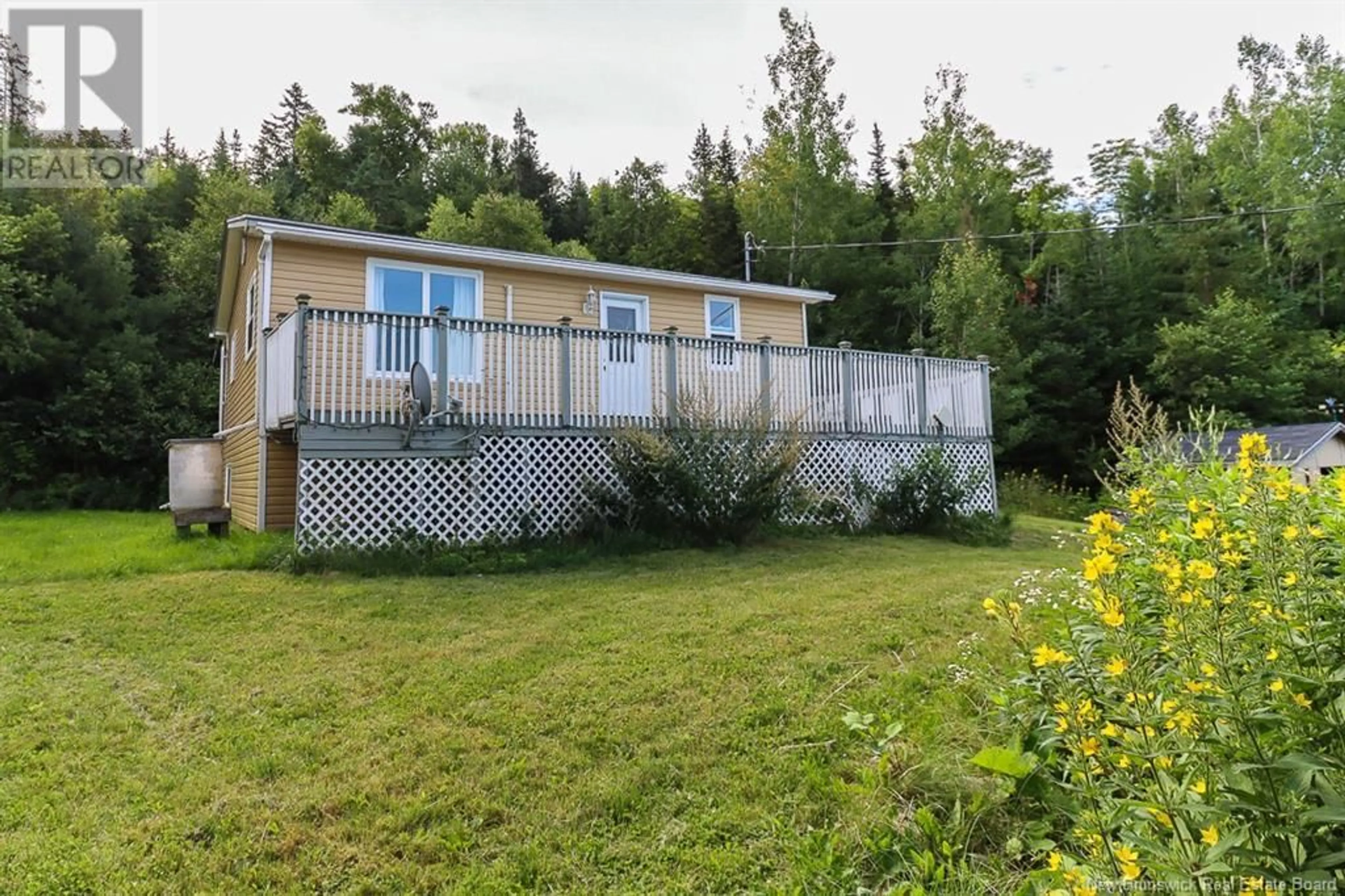 A pic from outside/outdoor area/front of a property/back of a property/a pic from drone, unknown for 7945 ROUTE 102, Lower Greenwich New Brunswick E5K4H5
