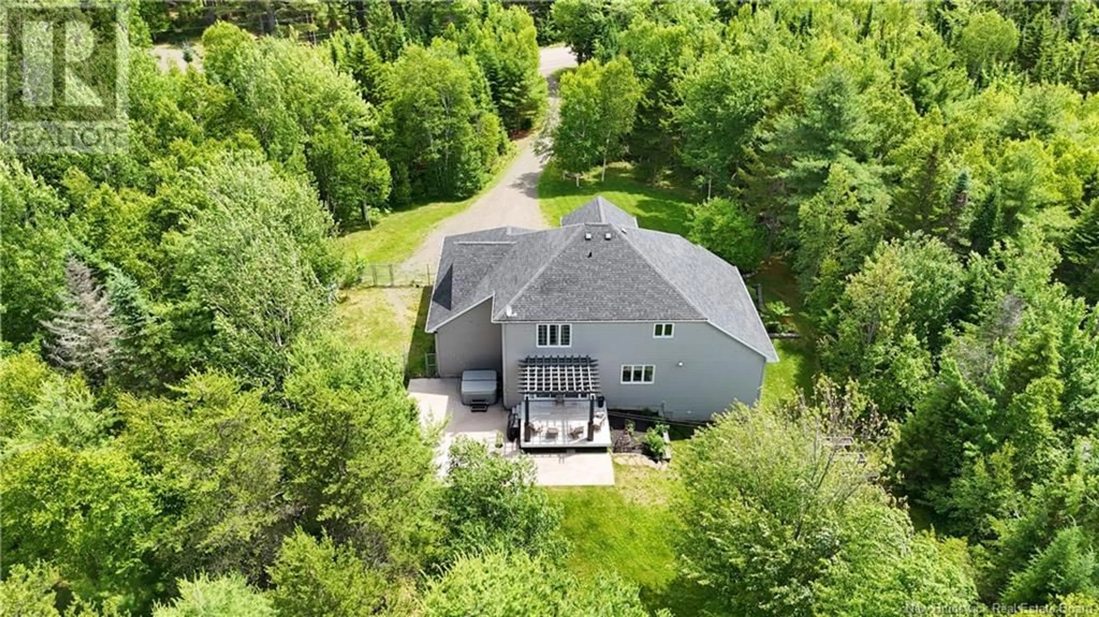 A pic from outside/outdoor area/front of a property/back of a property/a pic from drone, unknown for 5352 ROUTE 134, Cocagne New Brunswick E4R3P1