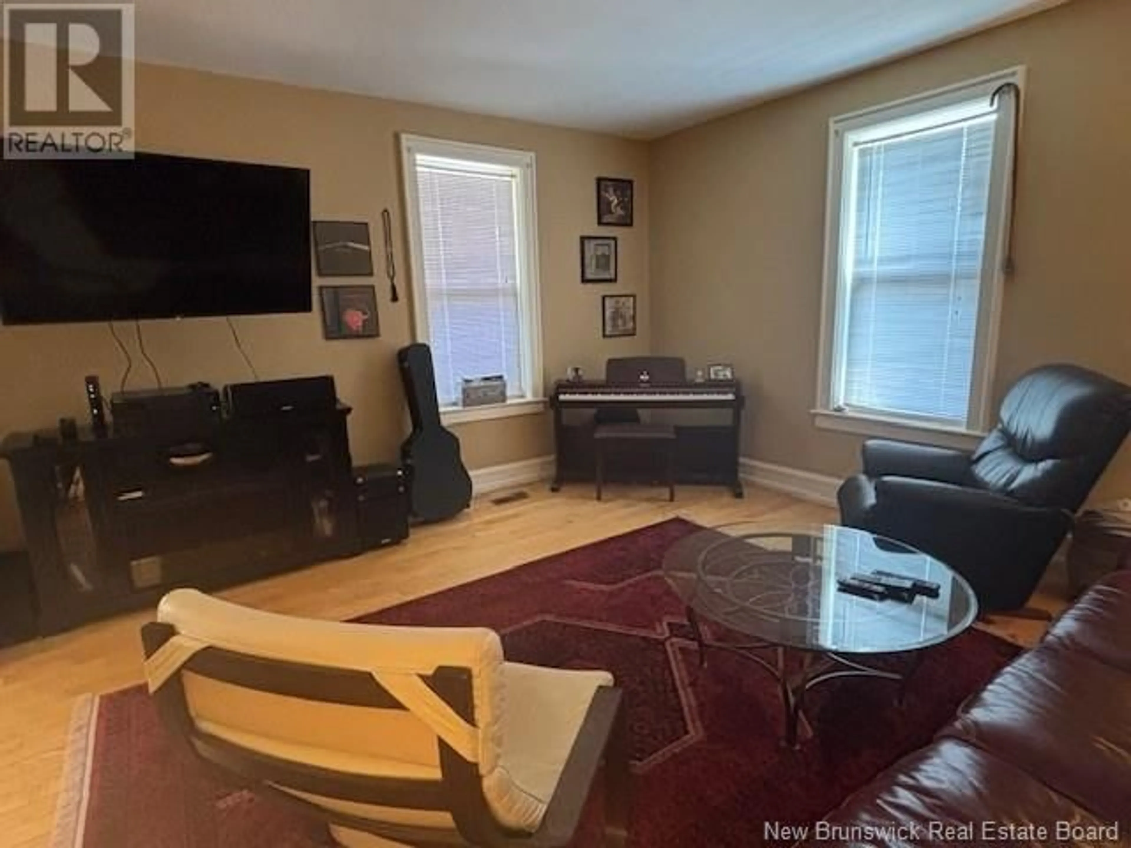 A pic of a room for 335 MAIN STREET, Sussex New Brunswick E4E1R8