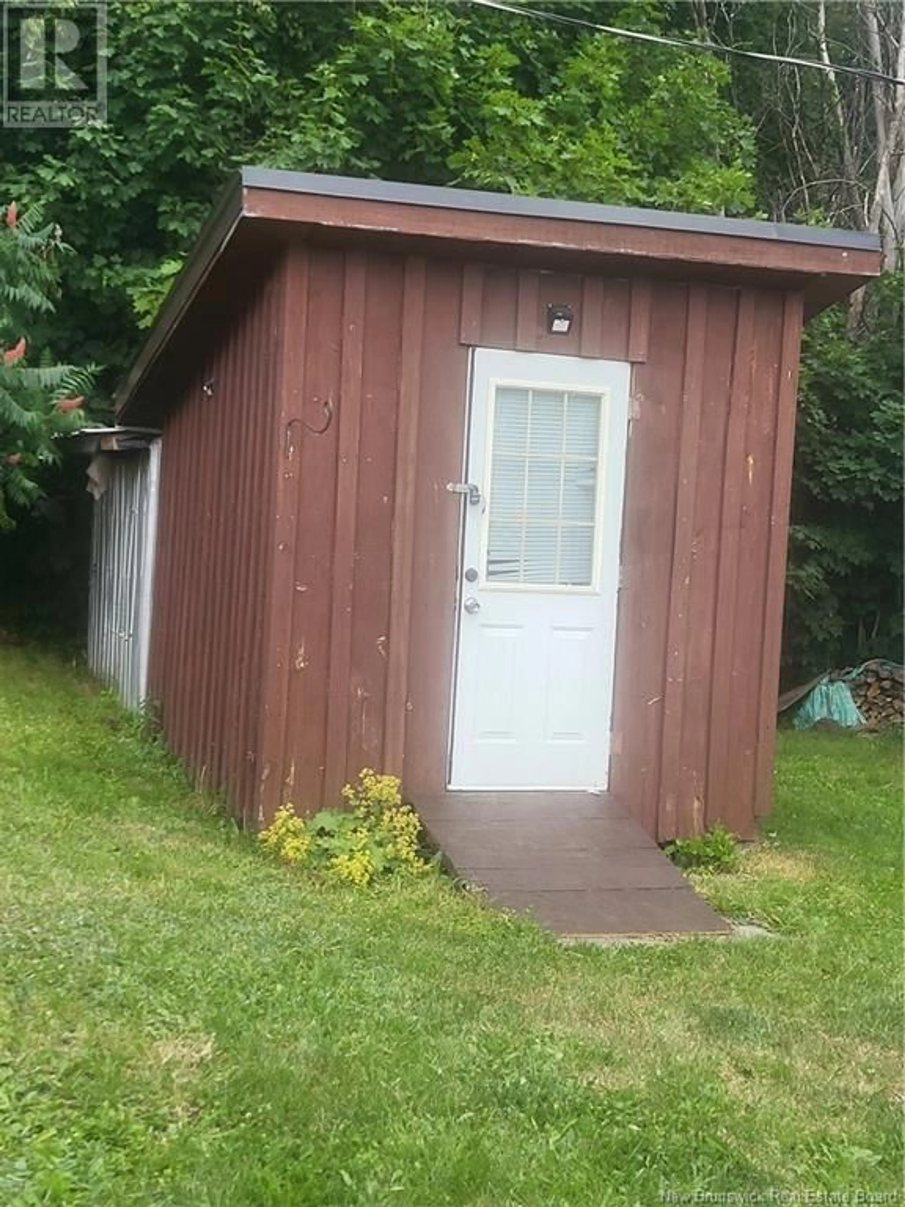 Shed for 322 CRAMMOND COURT, Newcastle New Brunswick E1V2B7