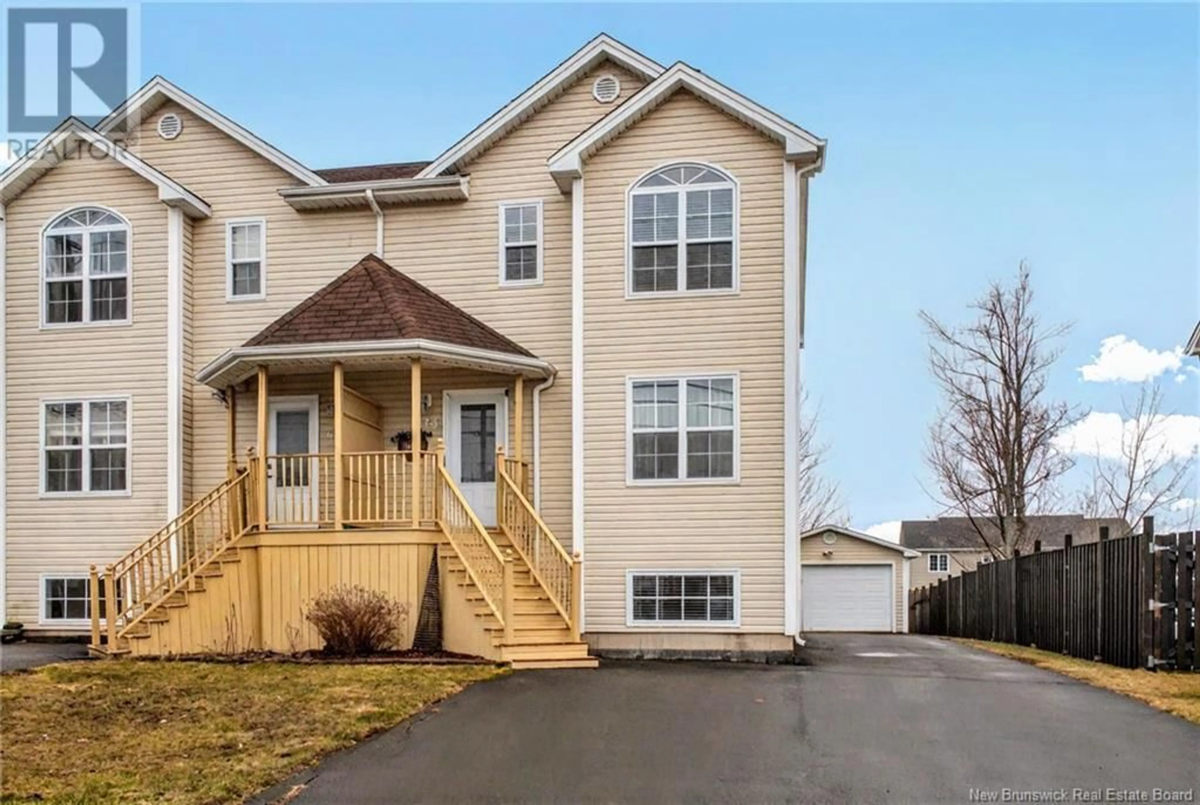 Home with vinyl exterior material, street for 473 EVERGREEN DRIVE, Moncton New Brunswick E1G0L1