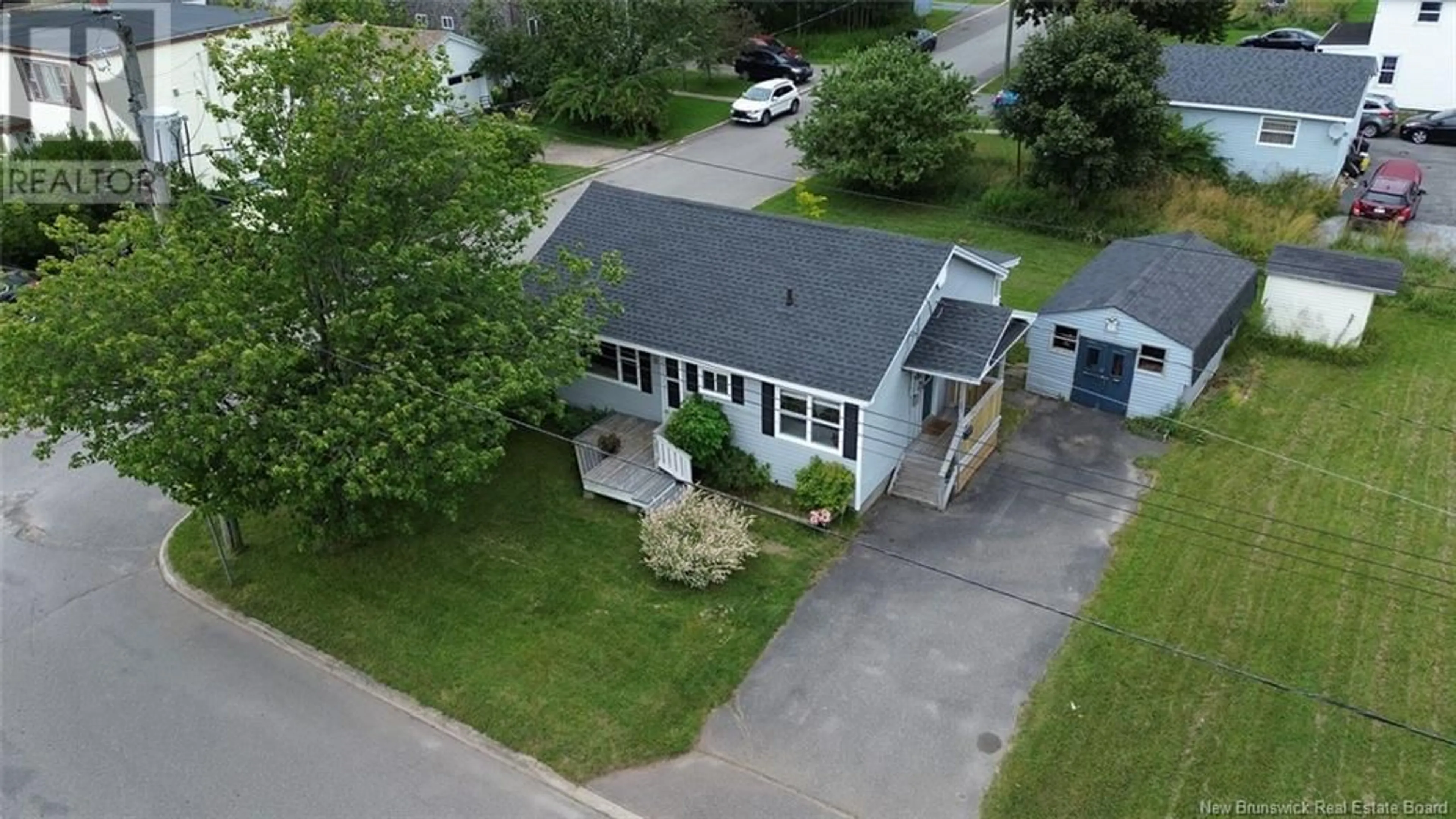 A pic from outside/outdoor area/front of a property/back of a property/a pic from drone, street for 11 TODD STREET, Saint John New Brunswick E2H1Y3