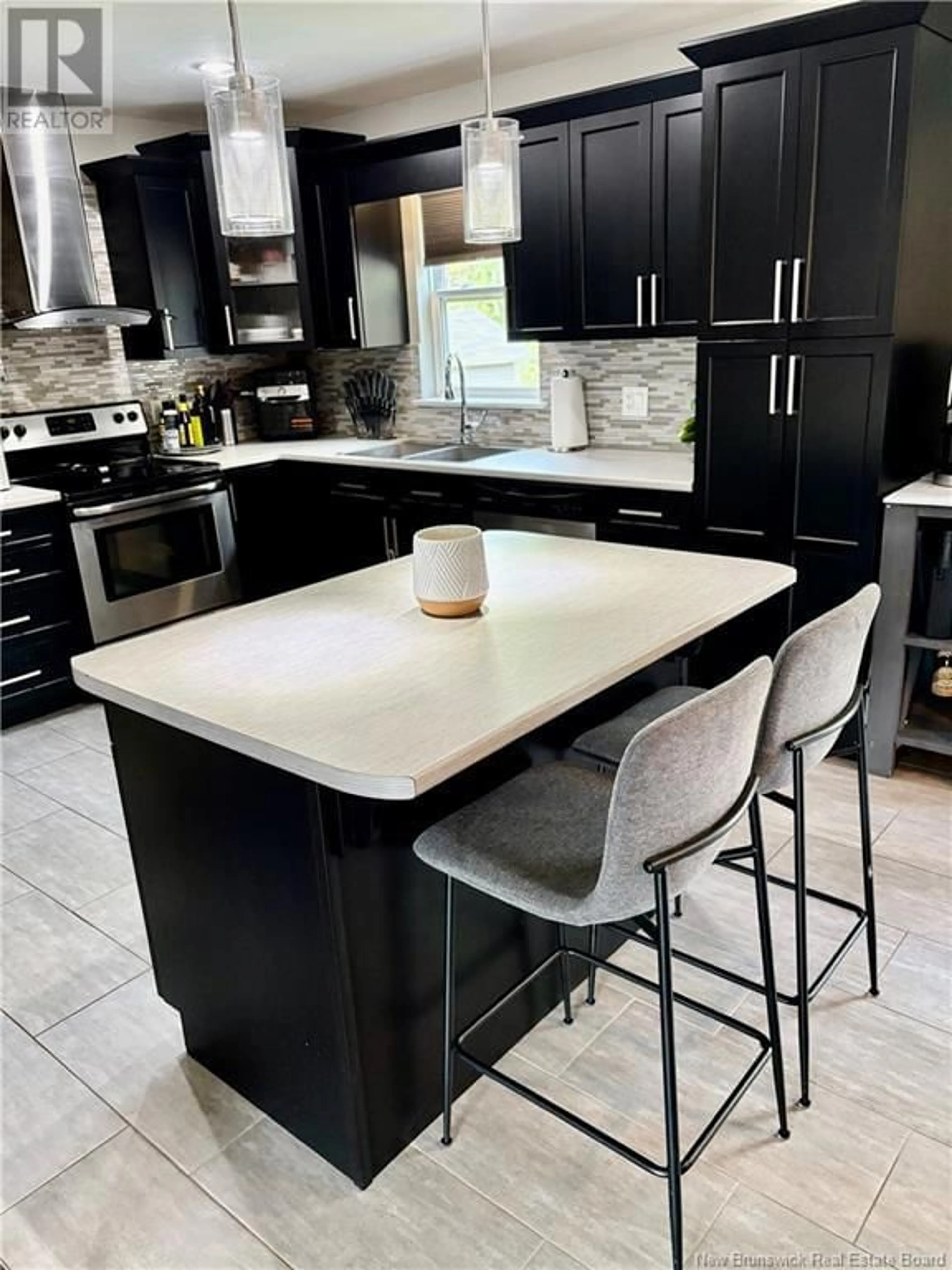 Contemporary kitchen, ceramic/tile floor for 216 BELLE FORET, Dieppe New Brunswick E1A9E5