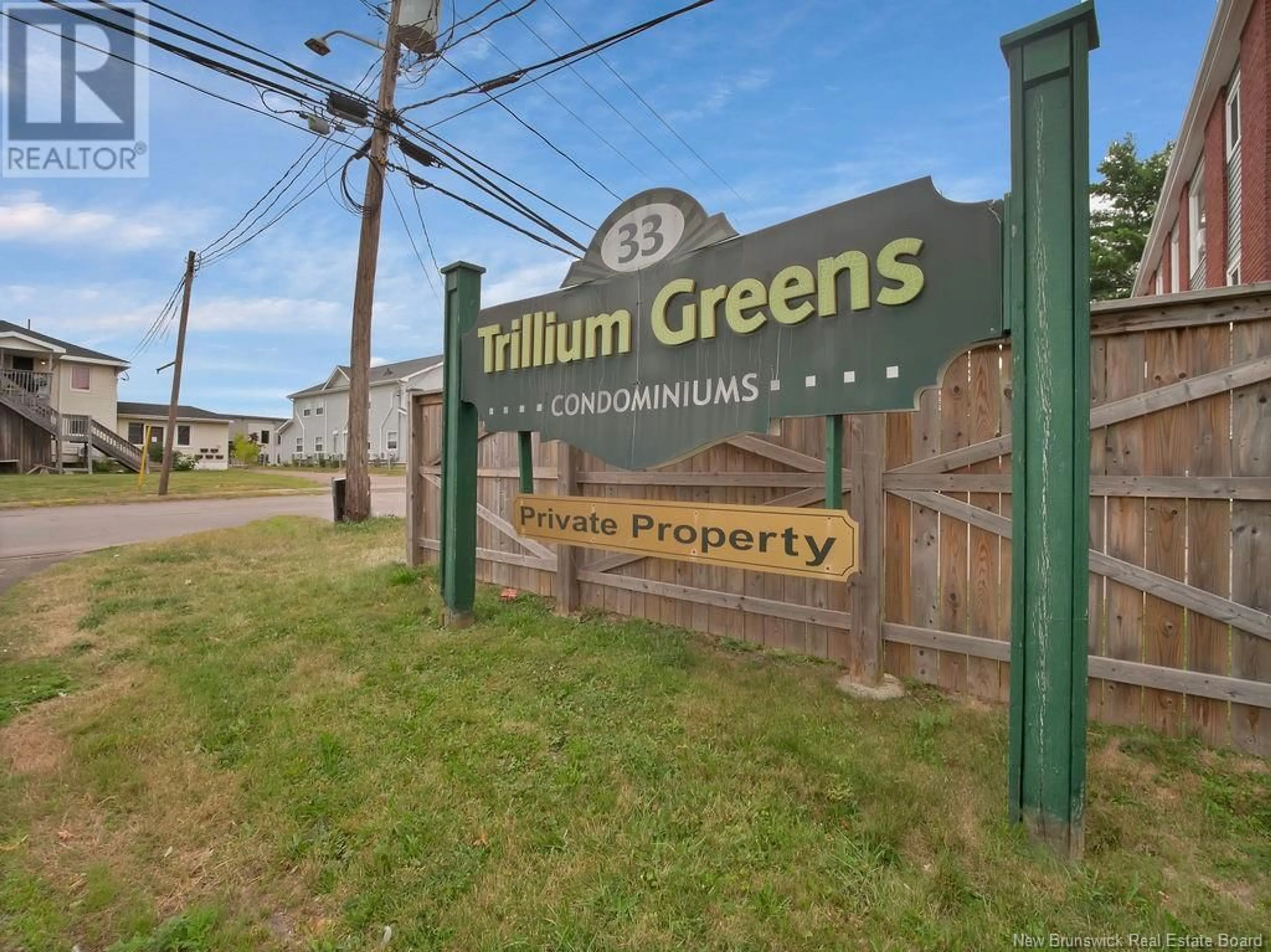 A pic from outside/outdoor area/front of a property/back of a property/a pic from drone, street for 5 - 33 MACALEESE LANE, Moncton New Brunswick E1A3M1