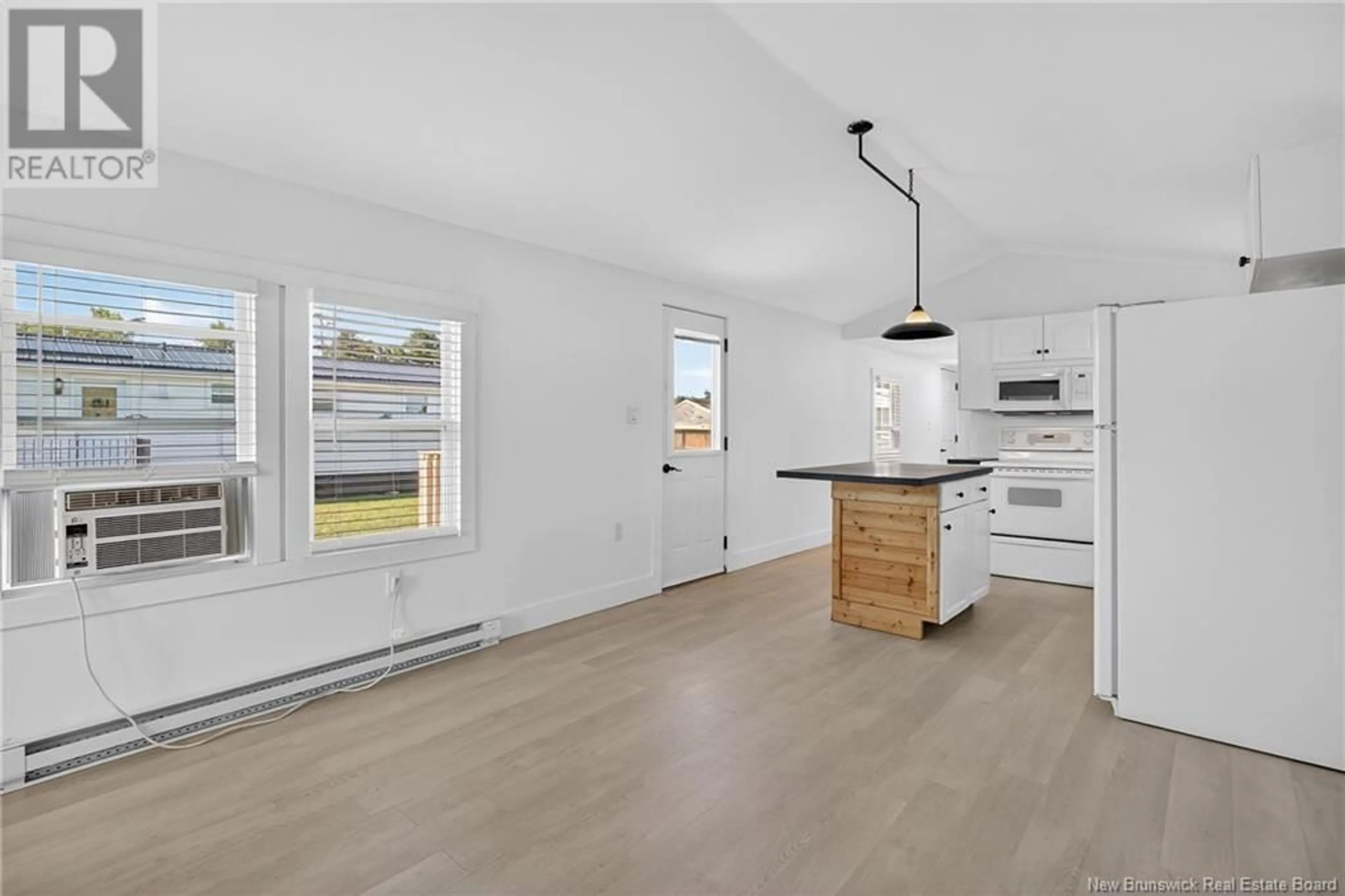 Open concept kitchen, unknown for 24 DUPUIS AVENUE, Lakeville New Brunswick E1H1E2