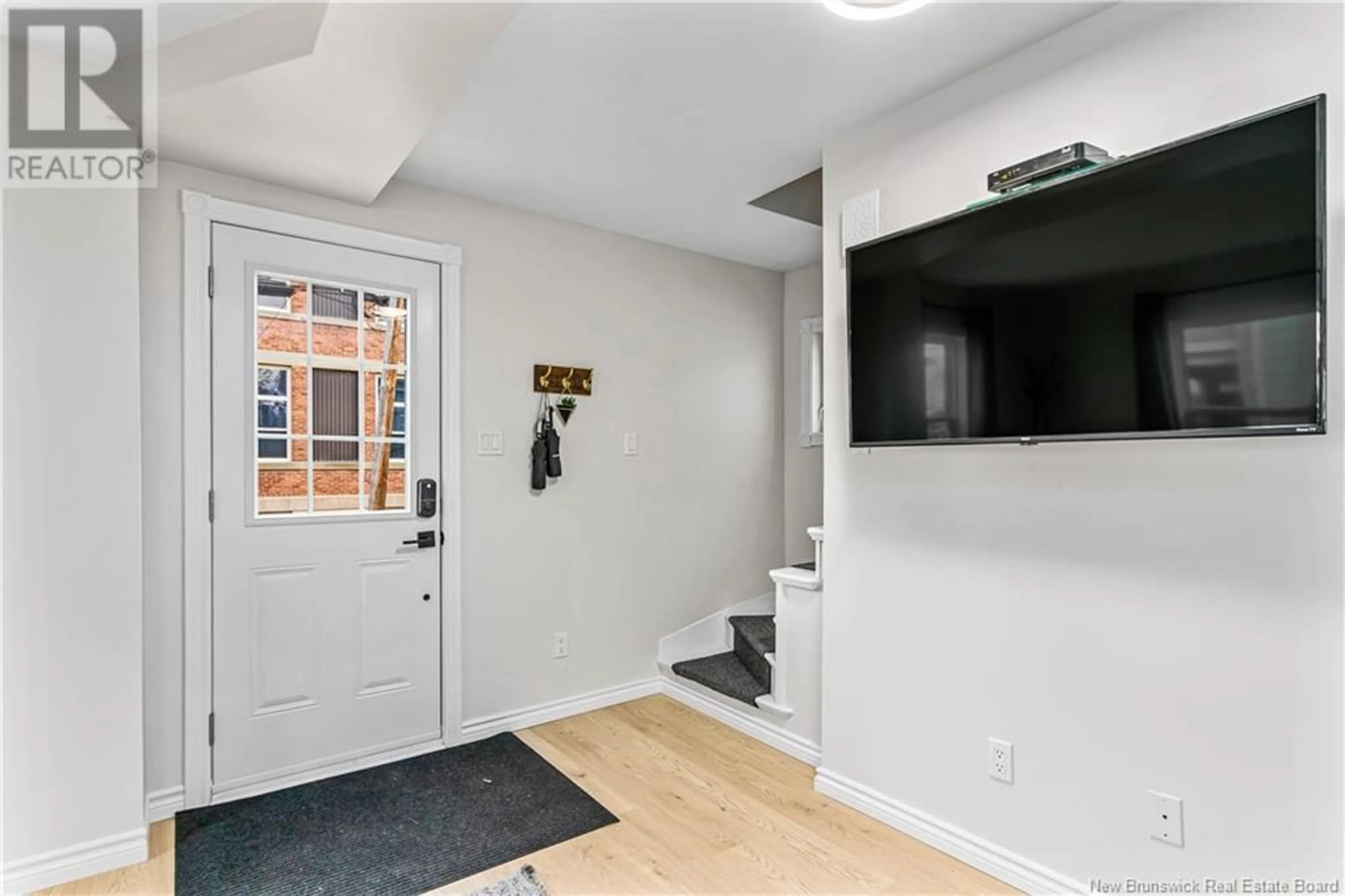 Indoor entryway for 144 LESTER AVENUE, Moncton New Brunswick E1C4T7