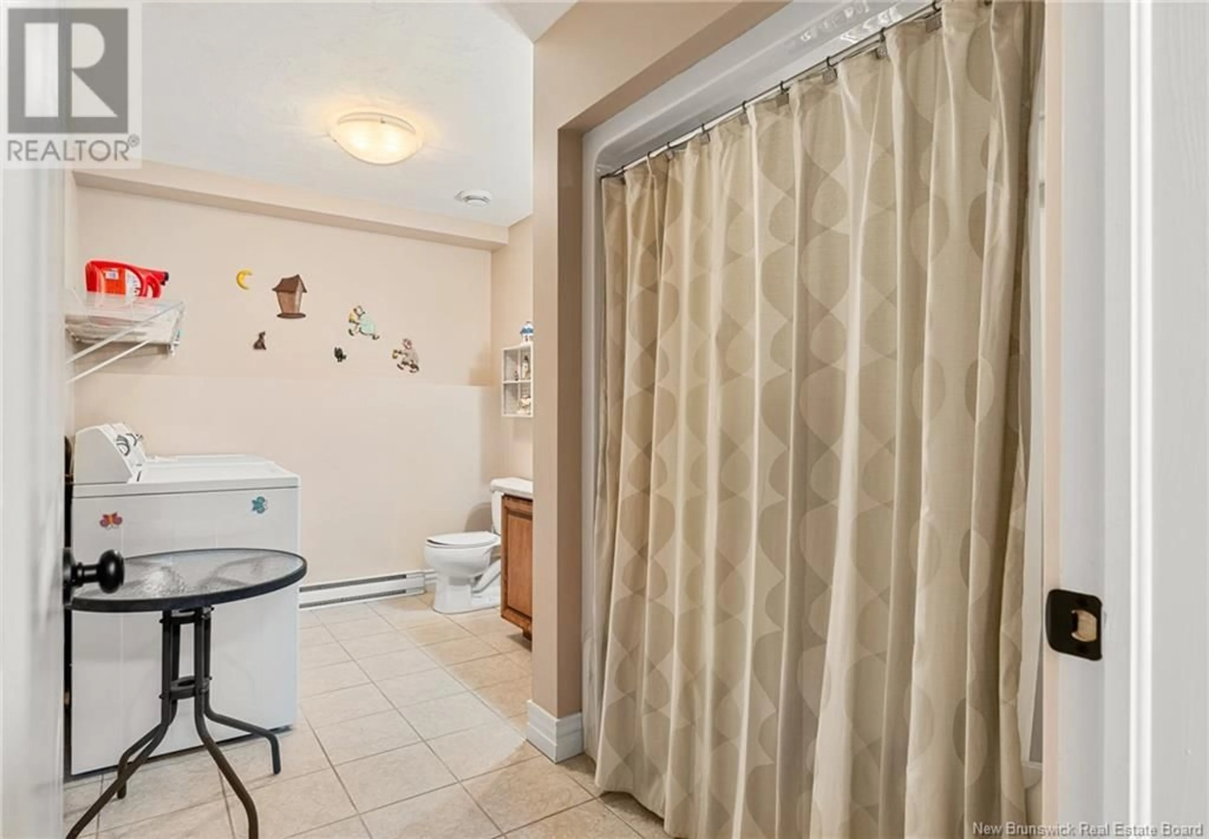Standard bathroom, ceramic/tile floor for 9 JOCELYNE STREET, Shediac New Brunswick E4P0K5
