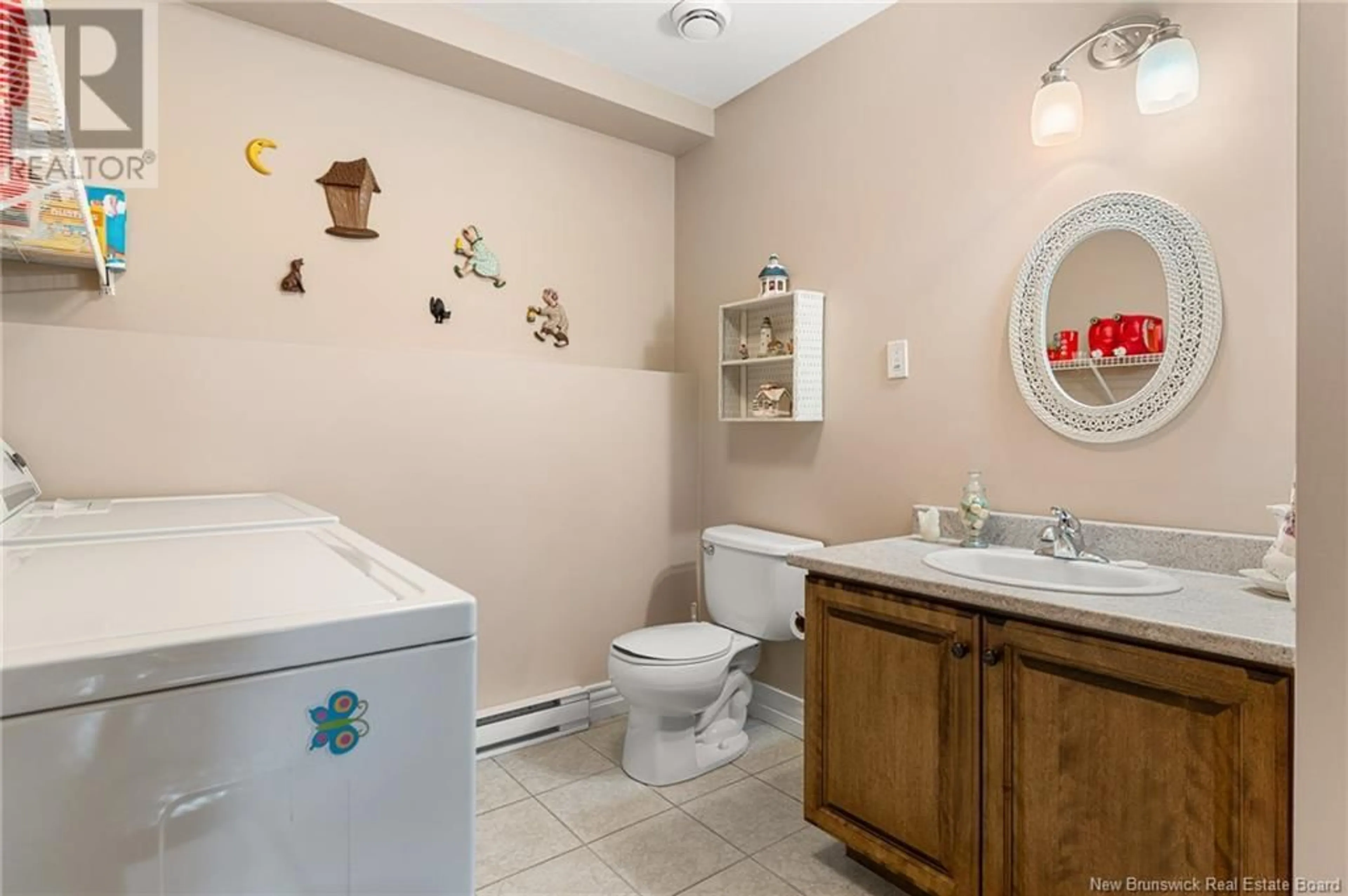 Standard bathroom, ceramic/tile floor for 9 JOCELYNE STREET, Shediac New Brunswick E4P0K5