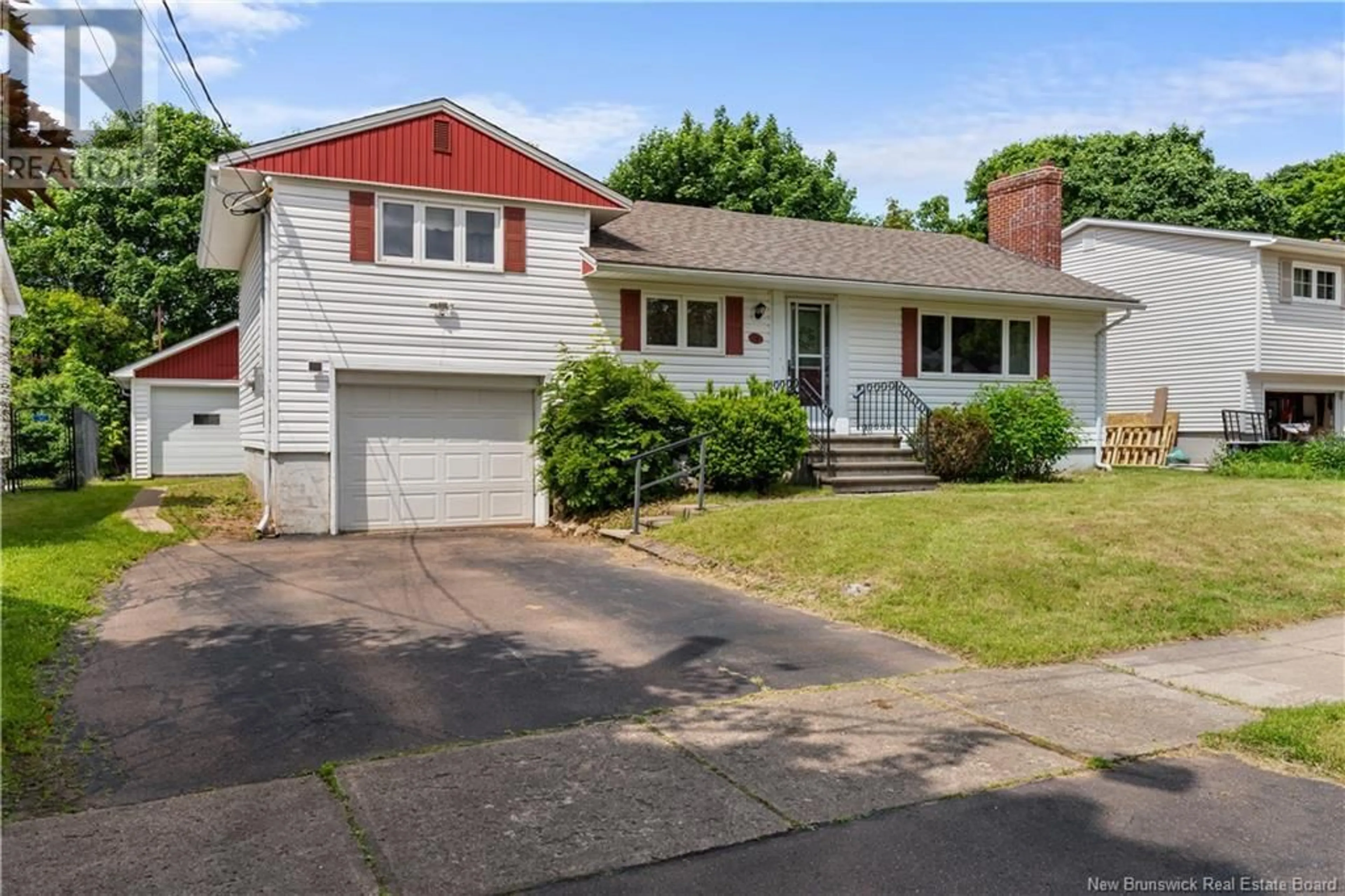 Home with vinyl exterior material, street for 94 HEDGEWOOD, Moncton New Brunswick E1E2W5