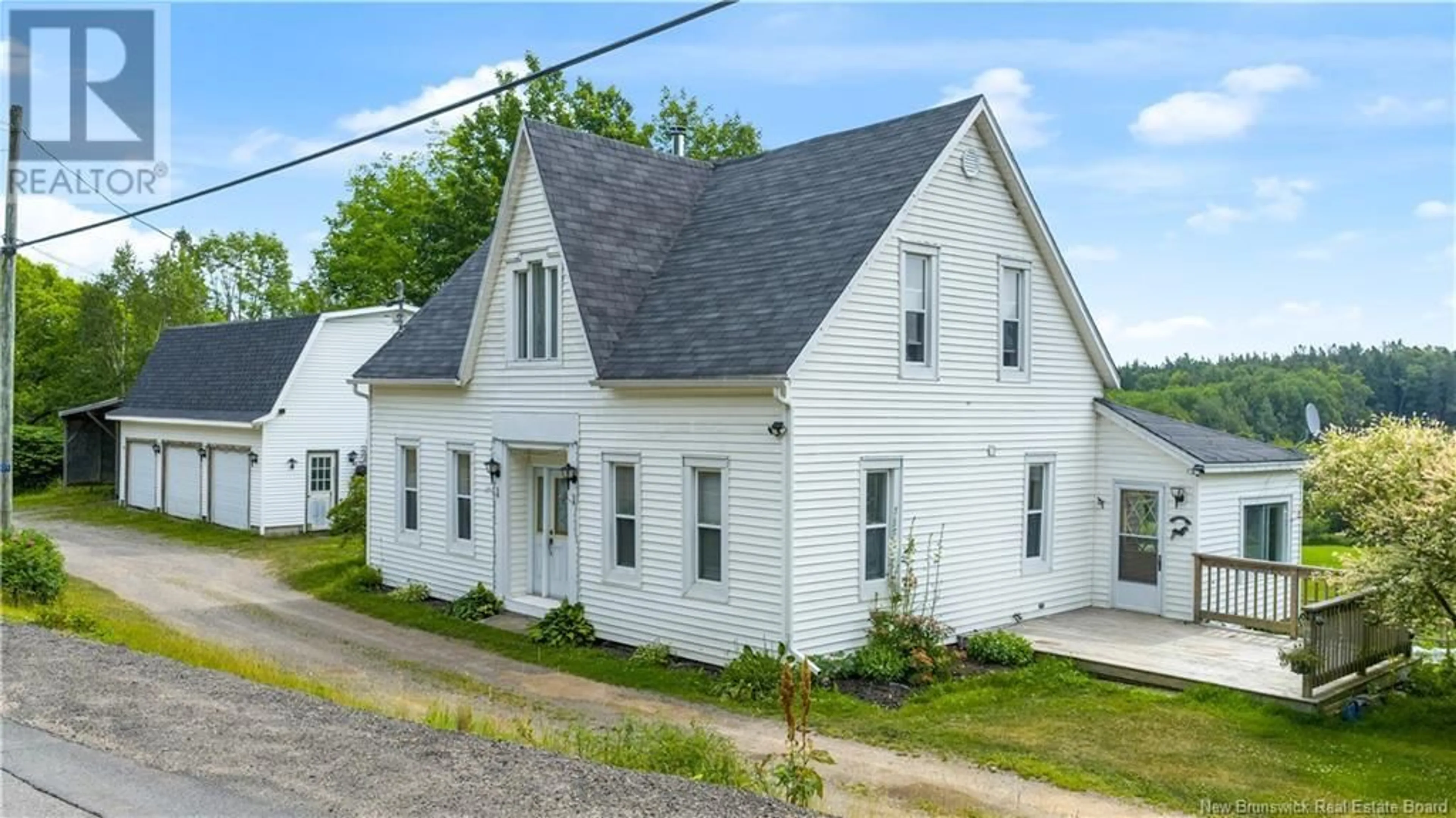 A pic from outside/outdoor area/front of a property/back of a property/a pic from drone, street for 7509 ROUTE 102, Browns Flat New Brunswick E5M2N8