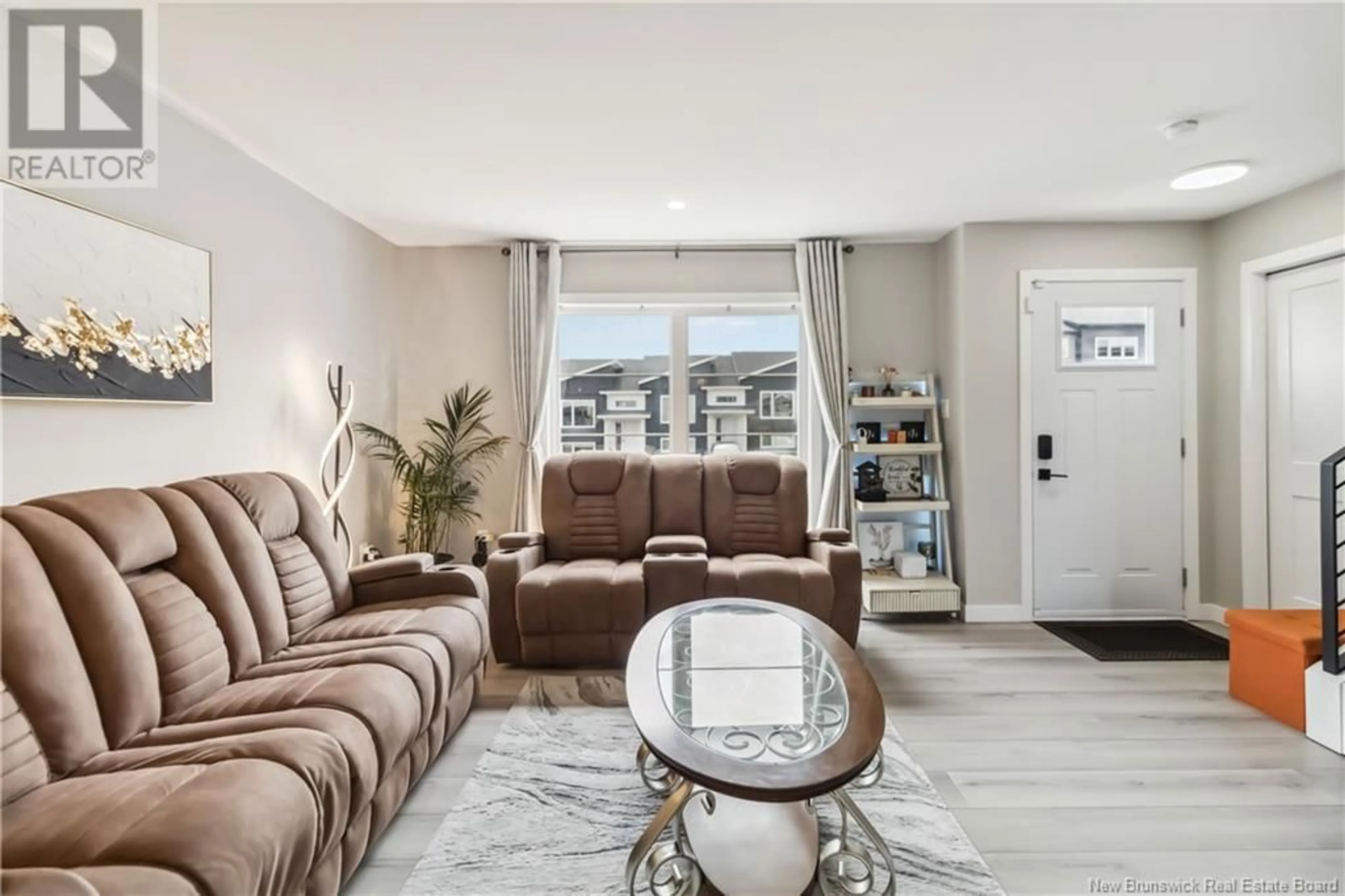 Living room with furniture, unknown for 405 DAMIEN STREET, Dieppe New Brunswick E1A5V6