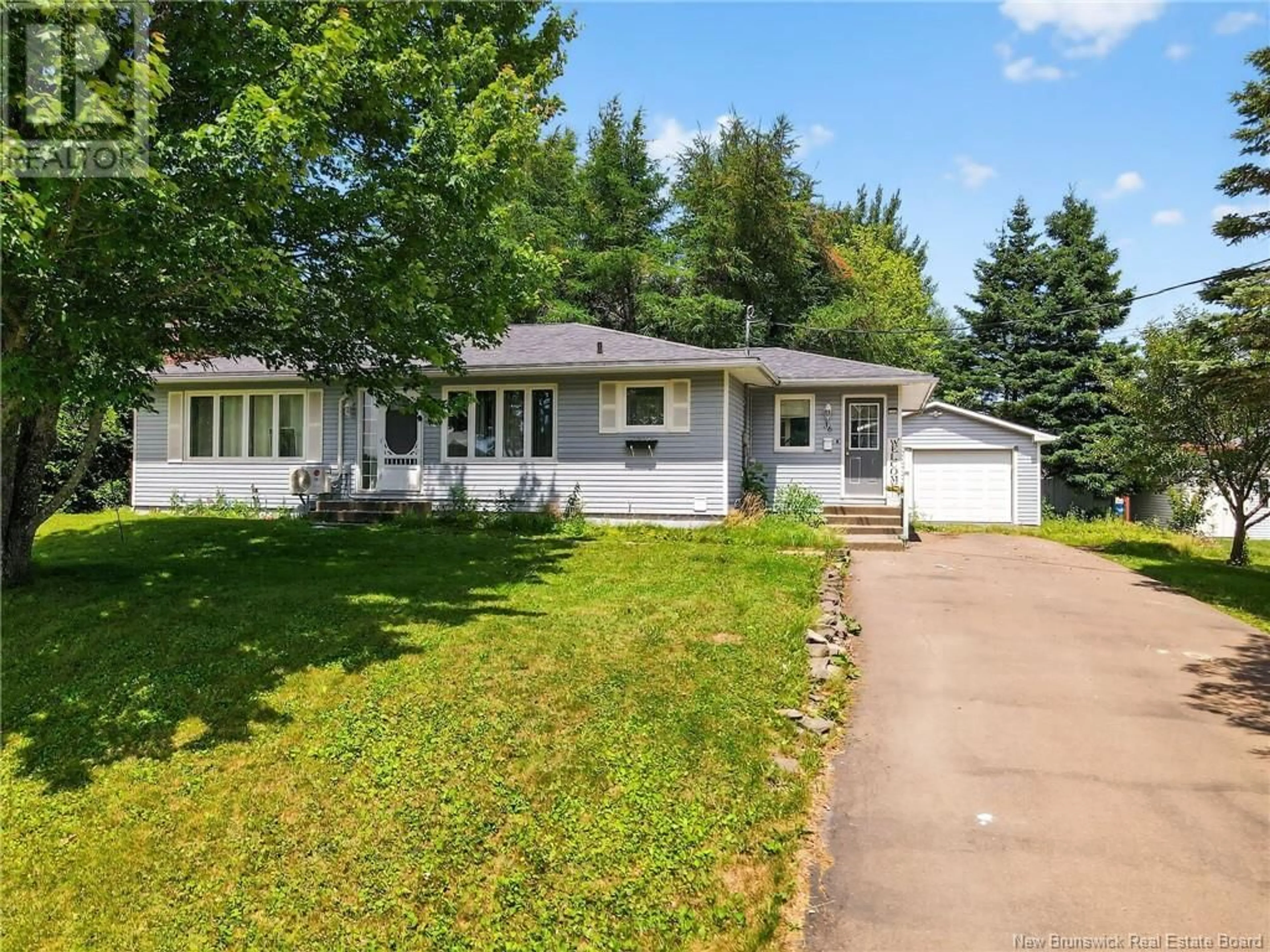 Home with vinyl exterior material, street for 36 BRAEMAR STREET, Salisbury New Brunswick E4J2A2