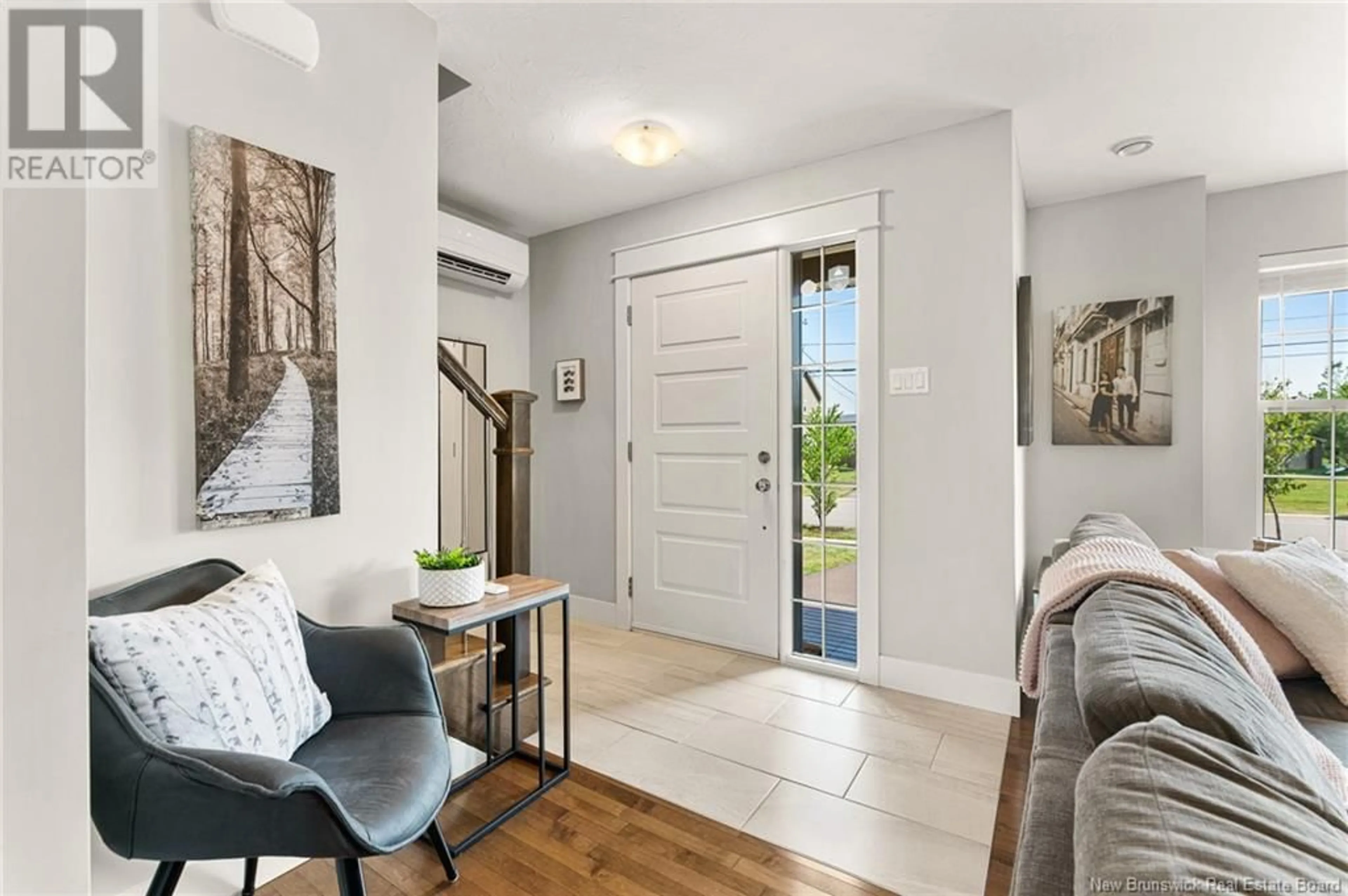 Indoor entryway for 257 ERINVALE DRIVE, Moncton New Brunswick E1A9S1