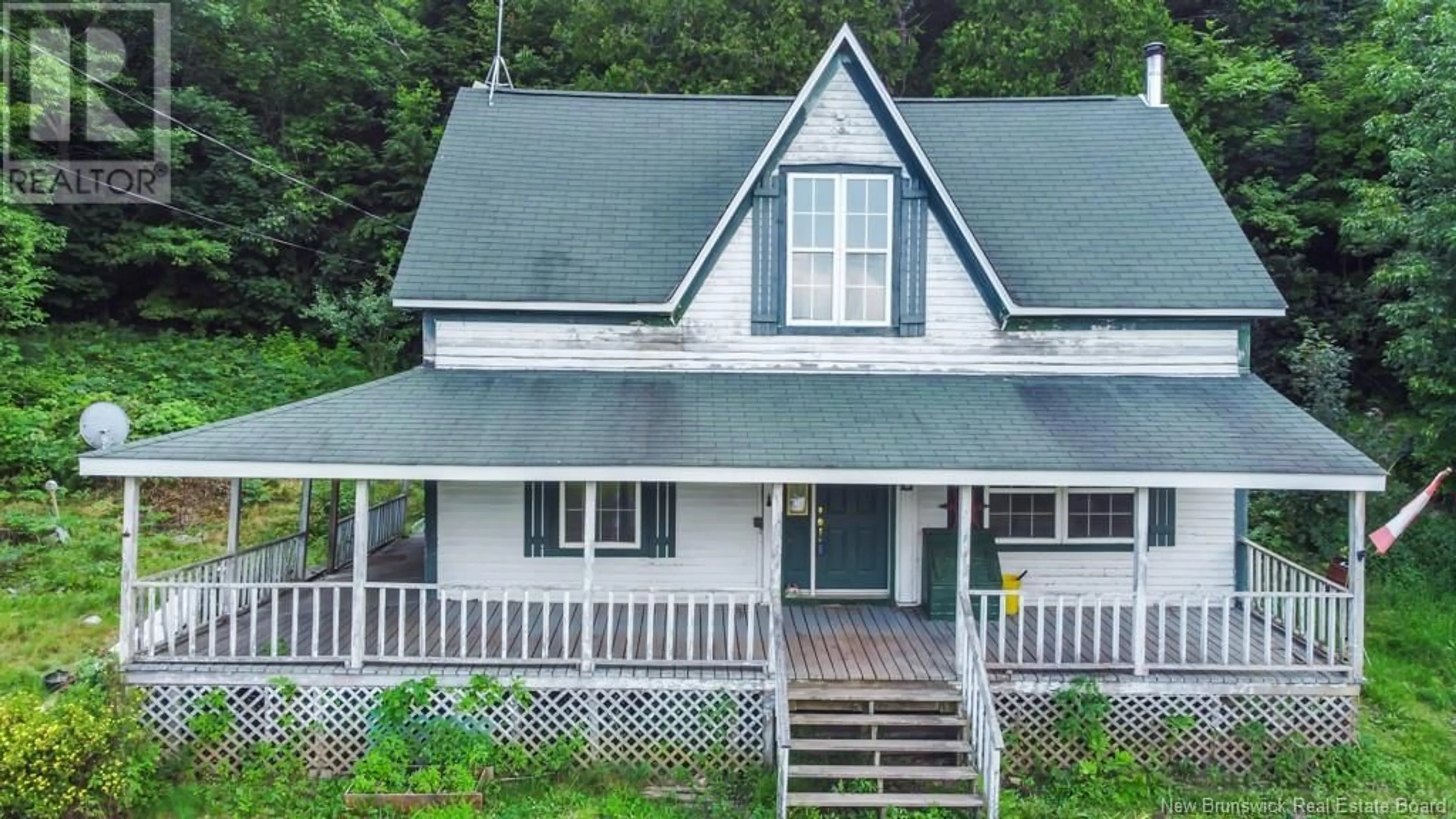 Home with vinyl exterior material, unknown for 5218 ROUTE 102, Hampstead New Brunswick E5M2B6