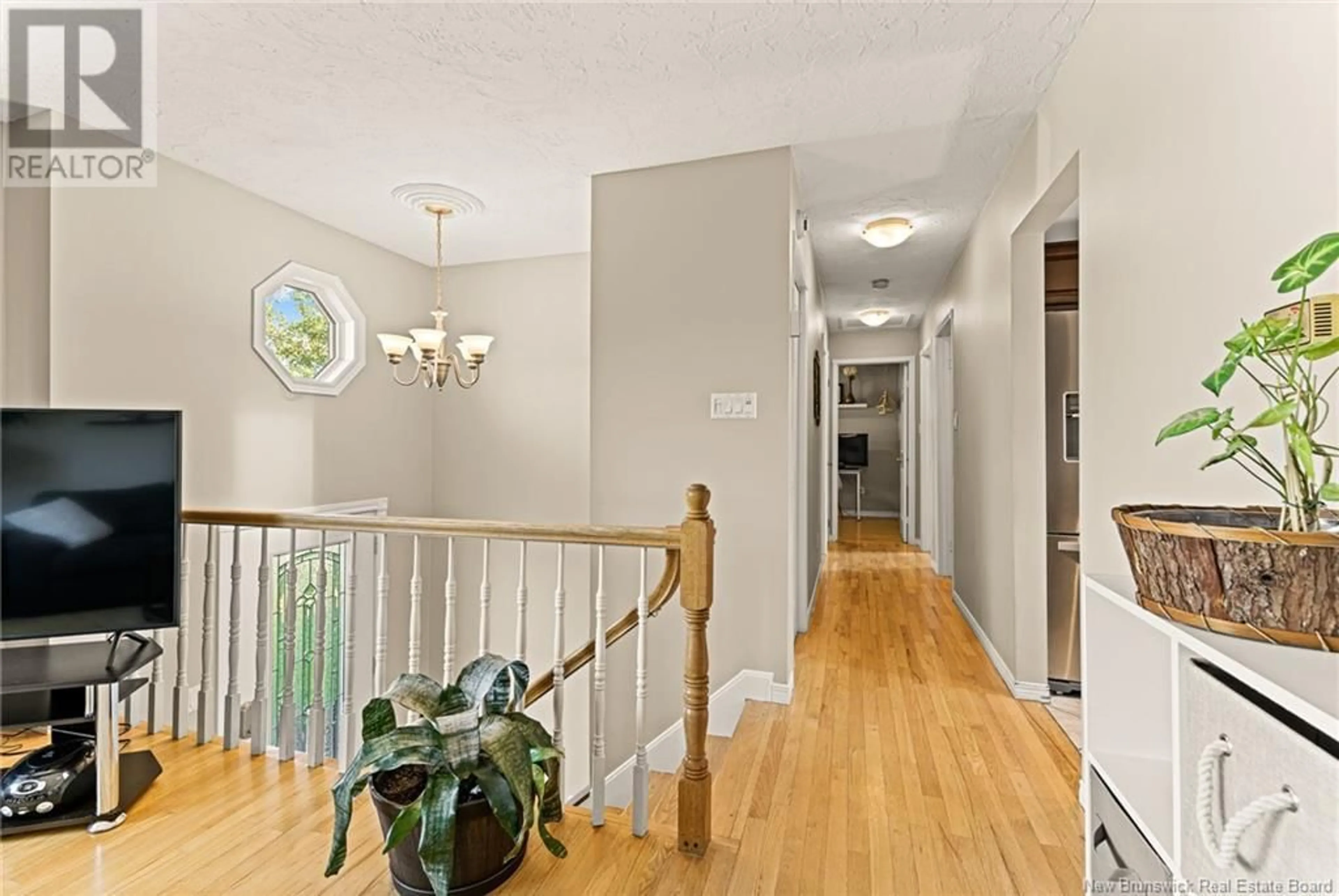 Indoor foyer for 54 CASTLE, Moncton New Brunswick E1A6M1