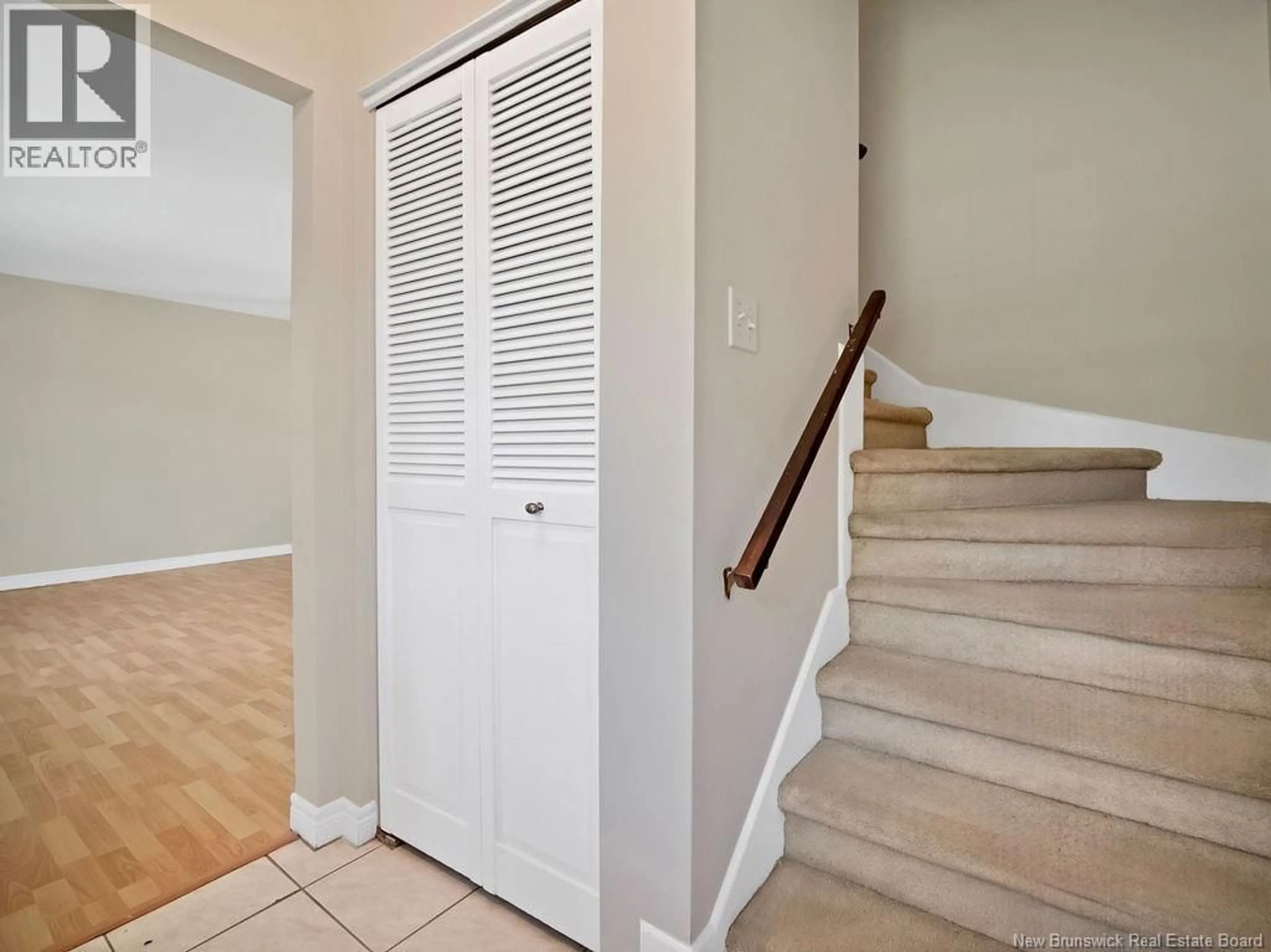Indoor entryway for 6 - 70 TRITES ROAD, Riverview New Brunswick E1B2V7