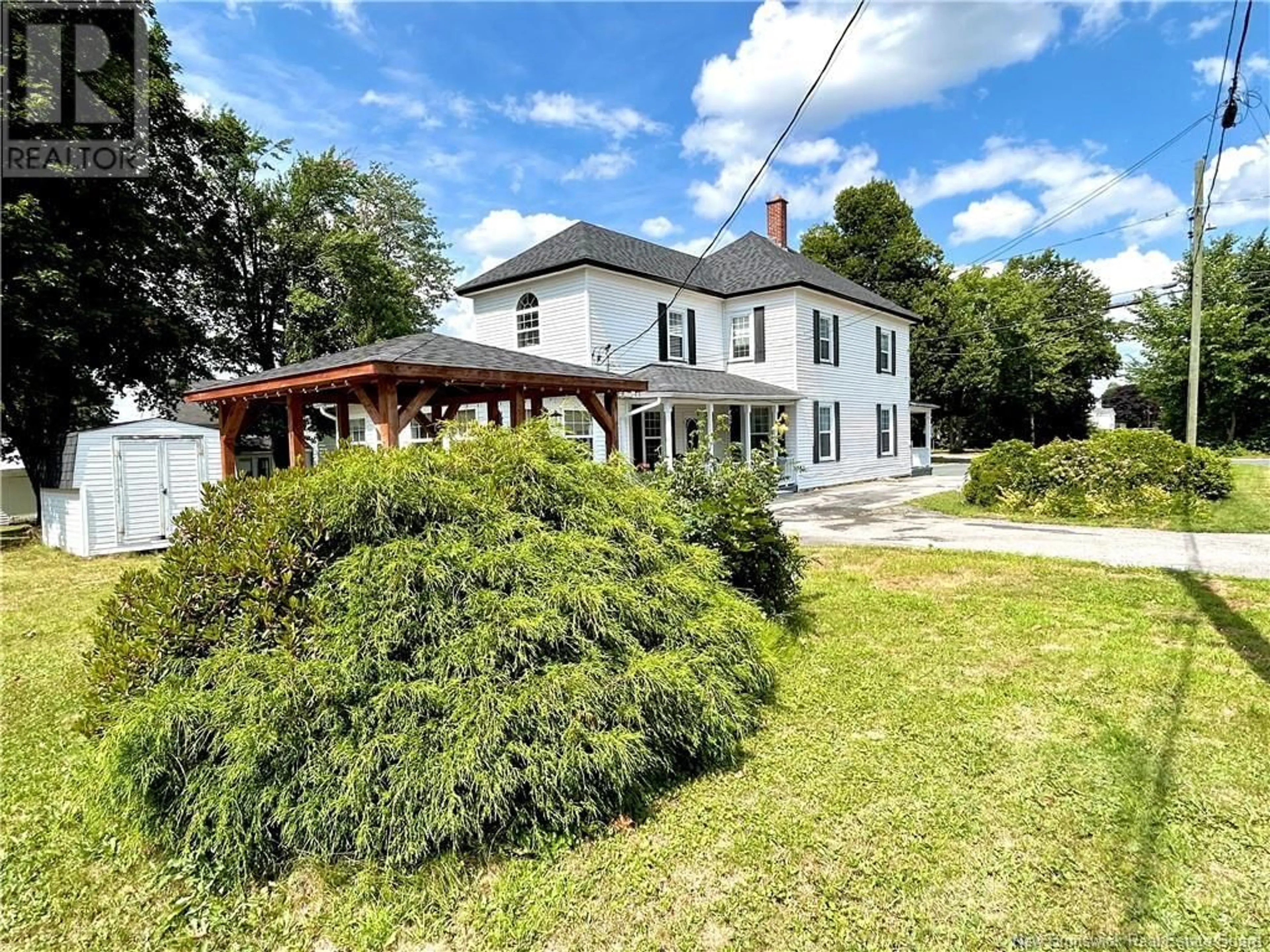 A pic from outside/outdoor area/front of a property/back of a property/a pic from drone, street for 52 PRINCESS STREET, Miramichi New Brunswick E1N2K3