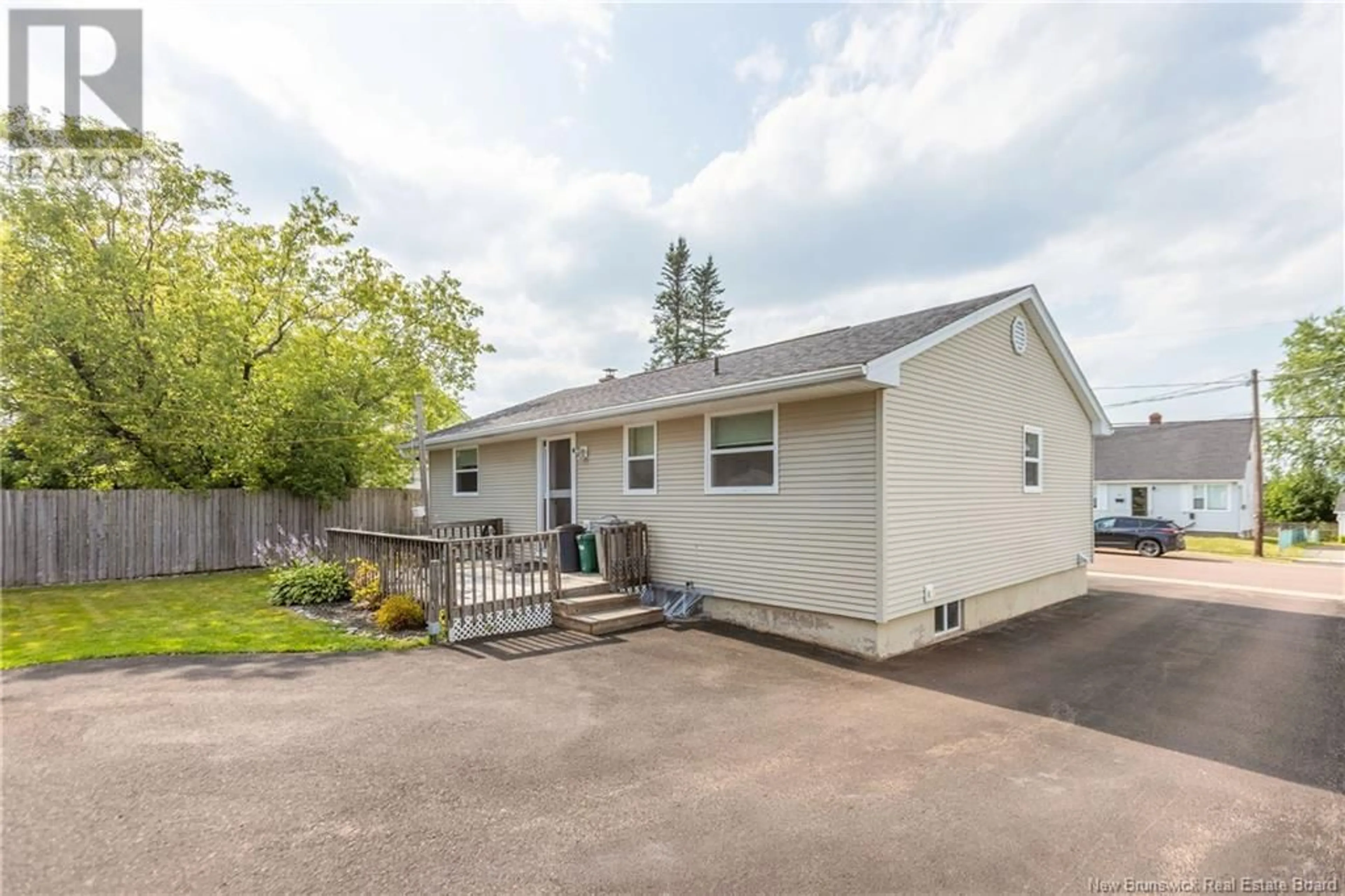 Home with vinyl exterior material, street for 8 BLACK STREET, Moncton New Brunswick E1C4C3