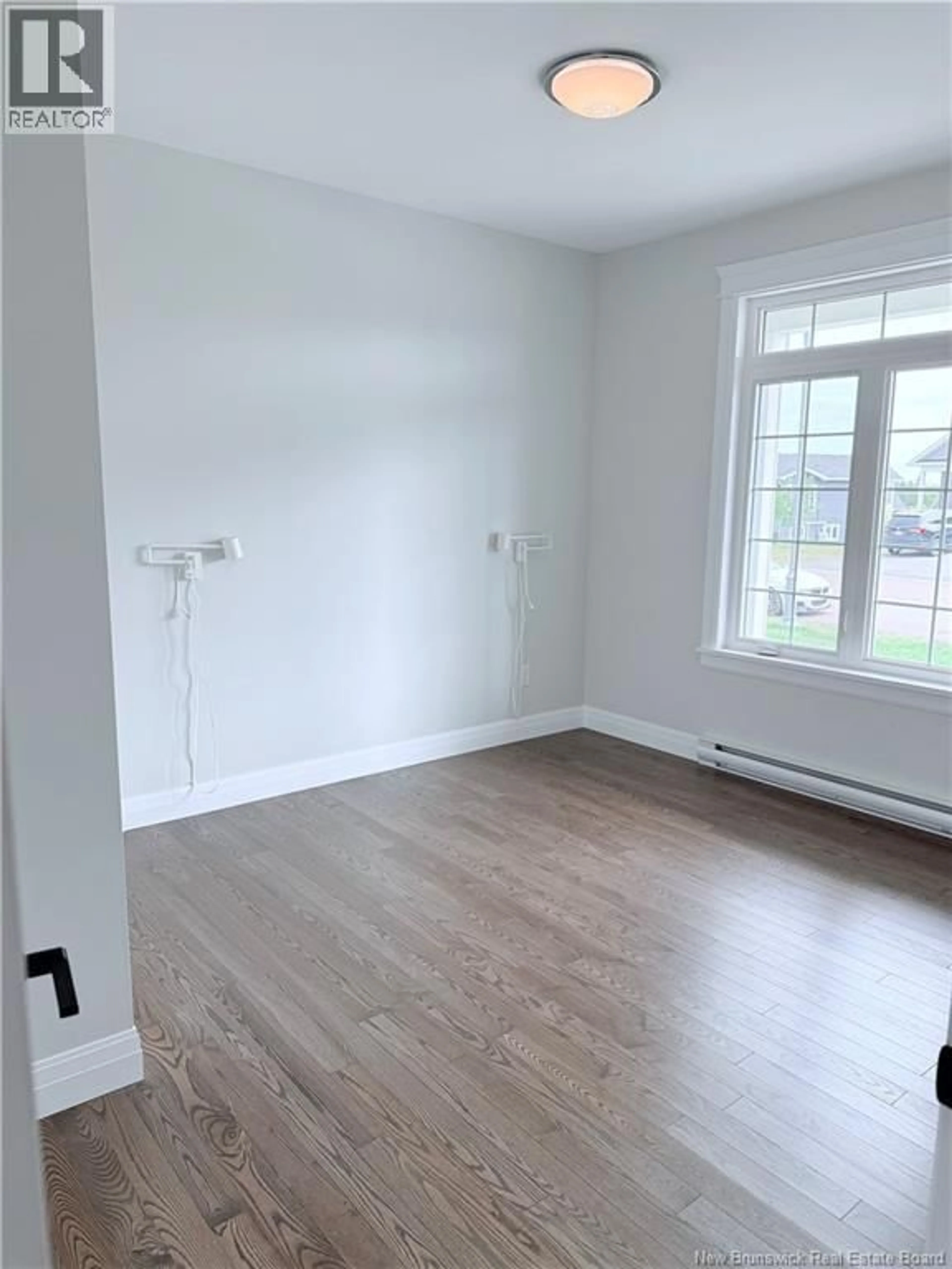 A pic of a room for 652 ROYAL OAKS BOULEVARD, Moncton New Brunswick E1H3S7