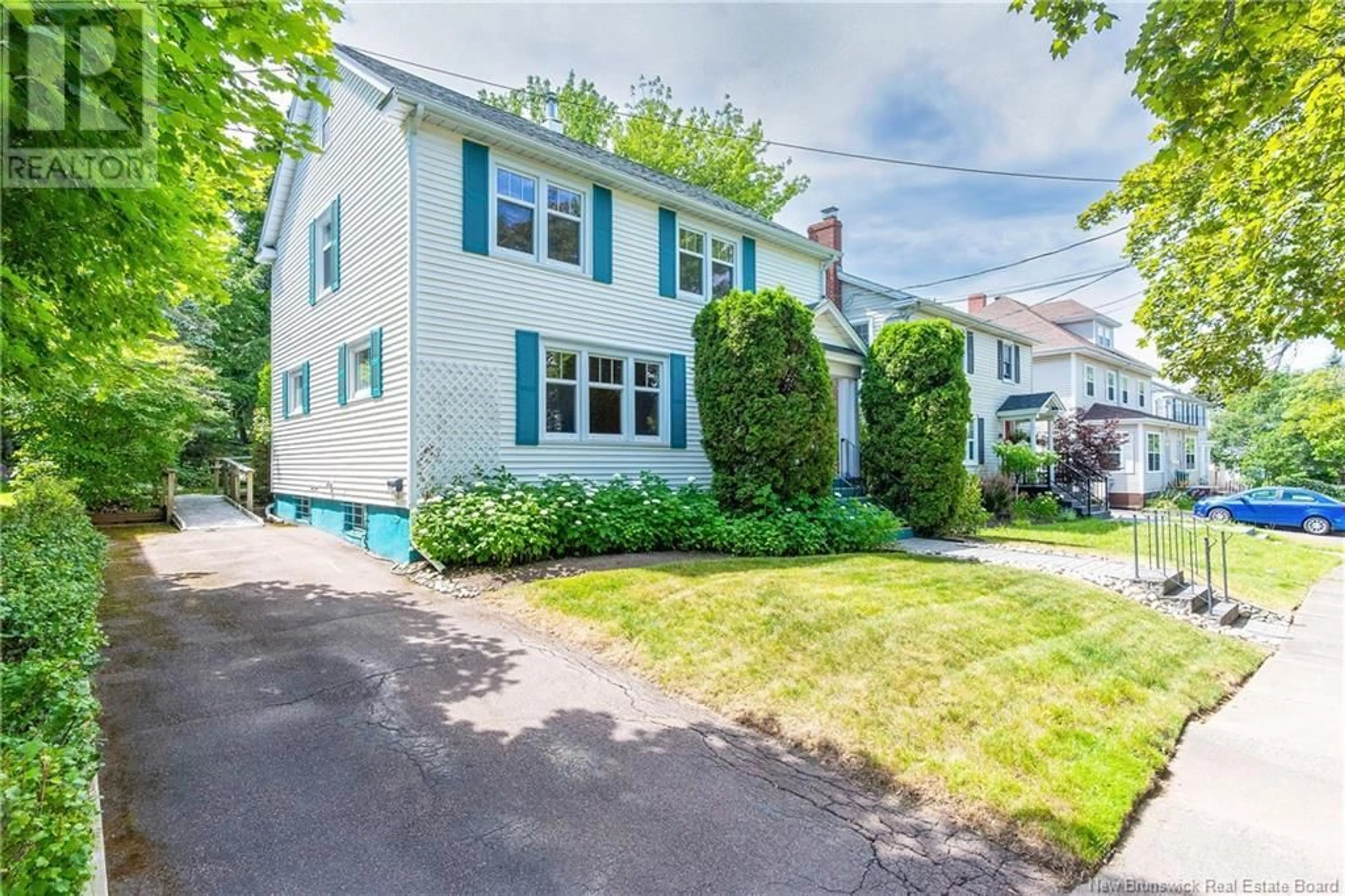 Home with vinyl exterior material, street for 96 BROMLEY, Moncton New Brunswick E1C5V1