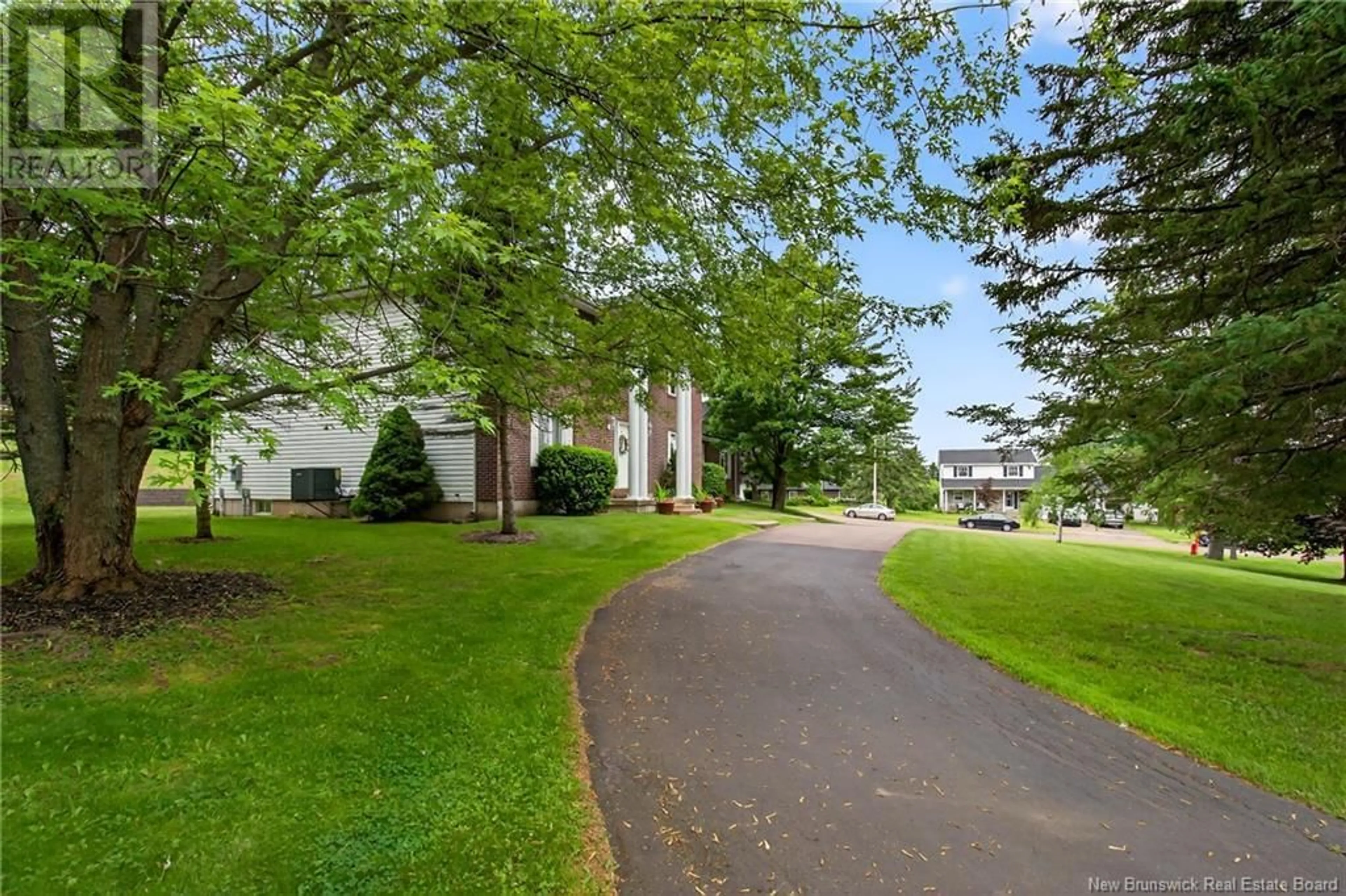 Unknown for 20 SPRUCE GROVE BOULEVARD, Moncton New Brunswick E1A6Y8