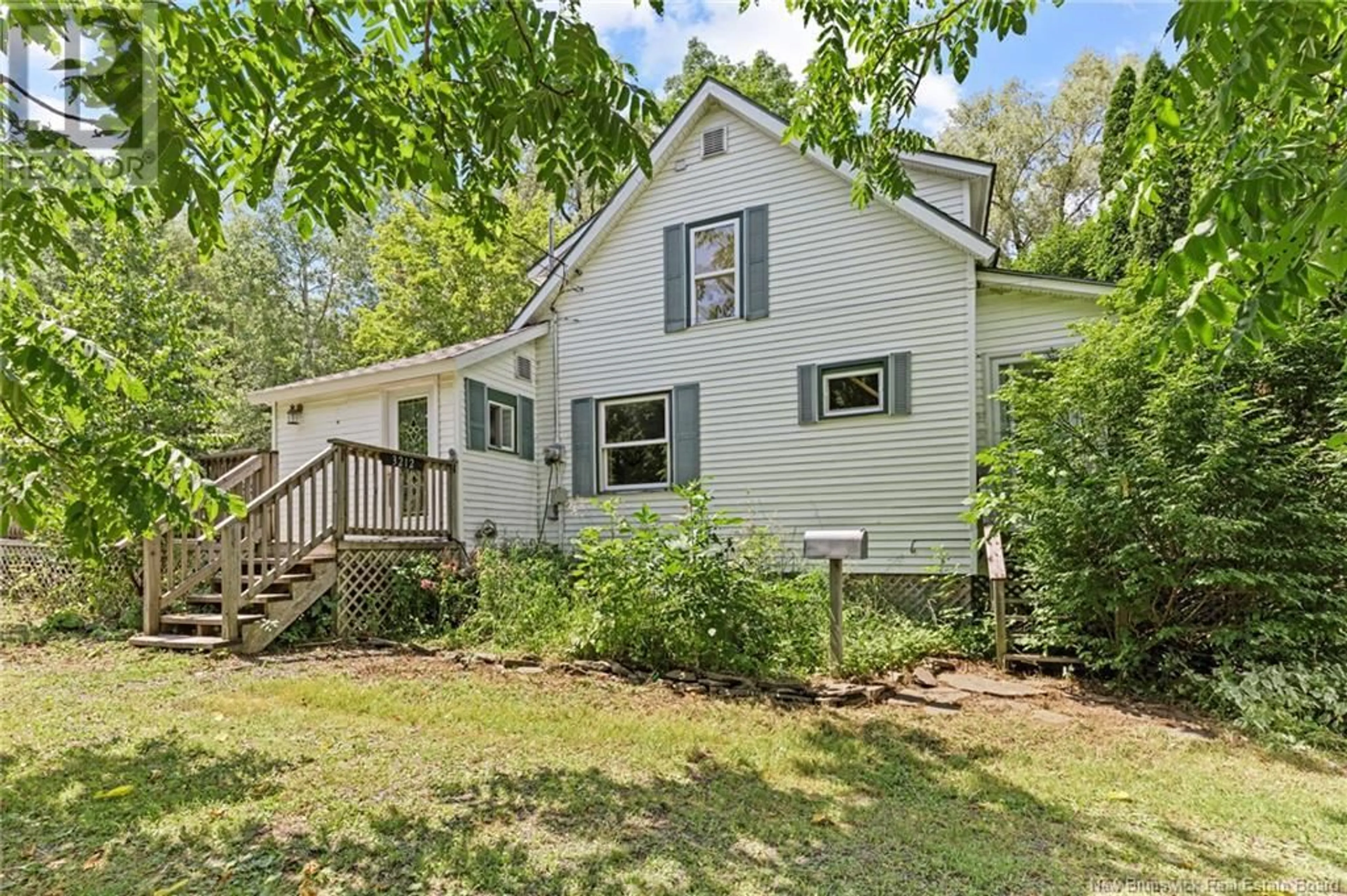 Unknown for 3212 WOODSTOCK ROAD, Fredericton New Brunswick E3E1A4