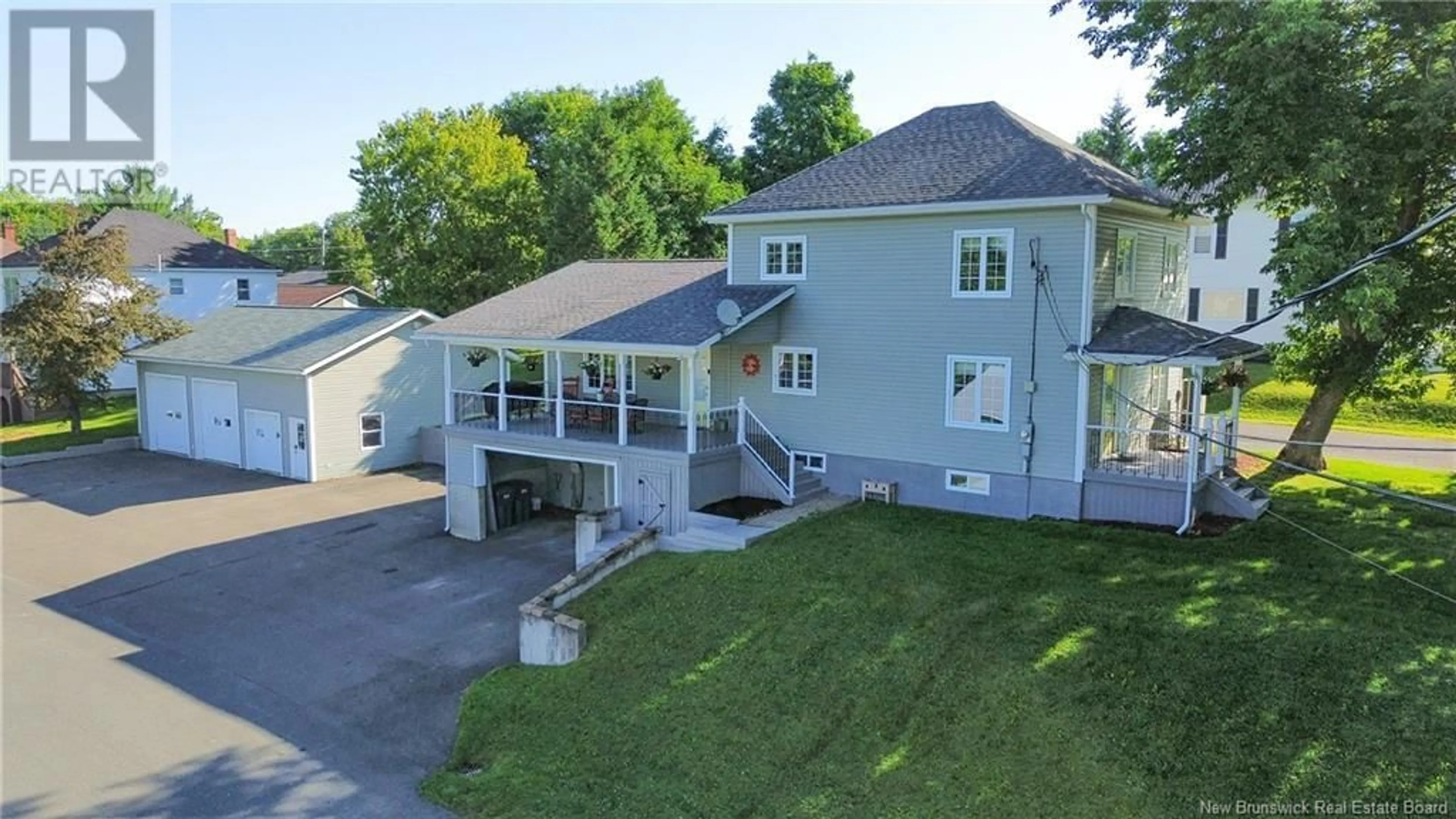 A pic from outside/outdoor area/front of a property/back of a property/a pic from drone, unknown for 21 HILLCREST AVENUE, Hartland New Brunswick E7P1M7