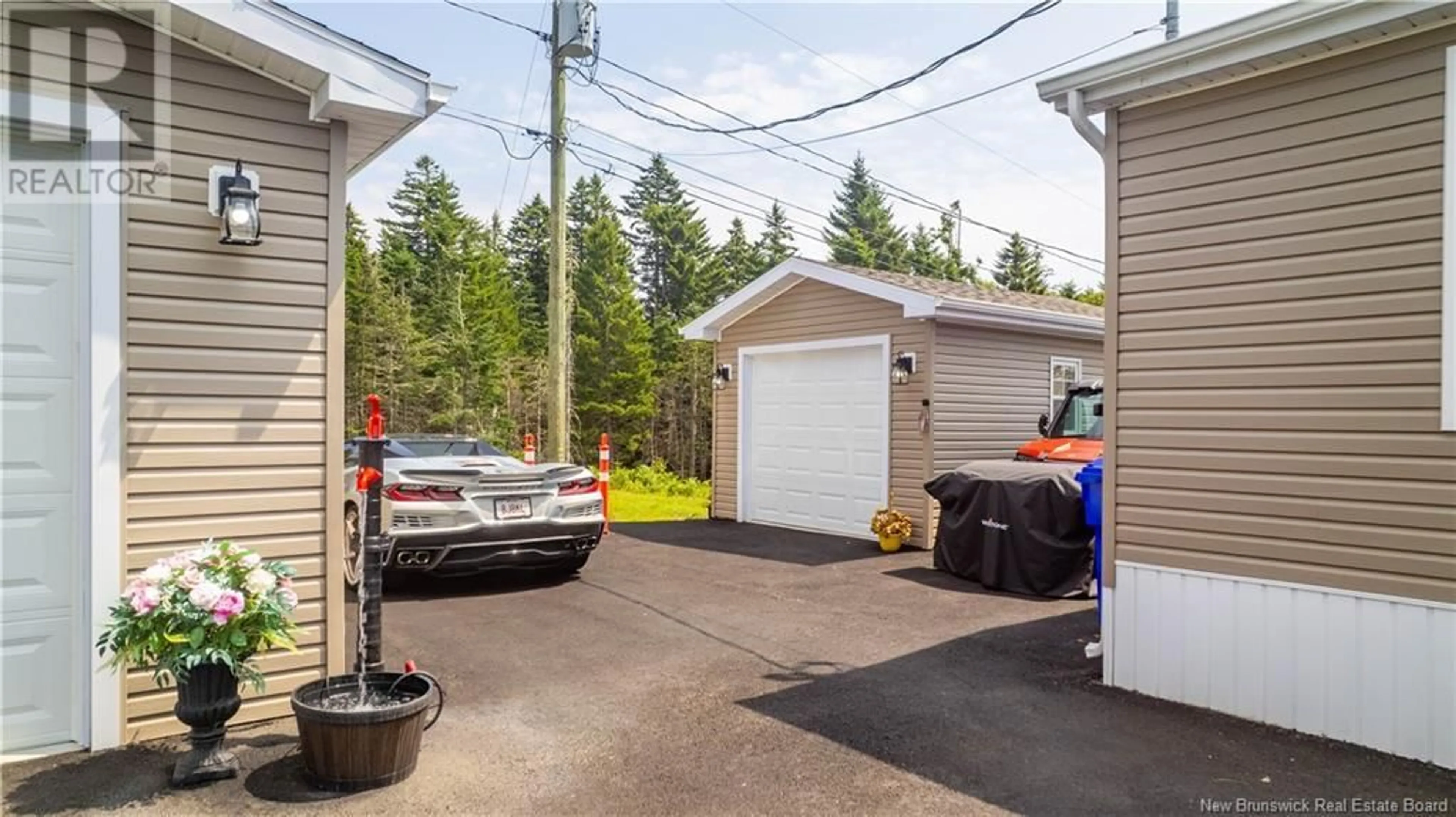 Indoor garage for 39 HARVEST LANE, St George New Brunswick E5C0J3
