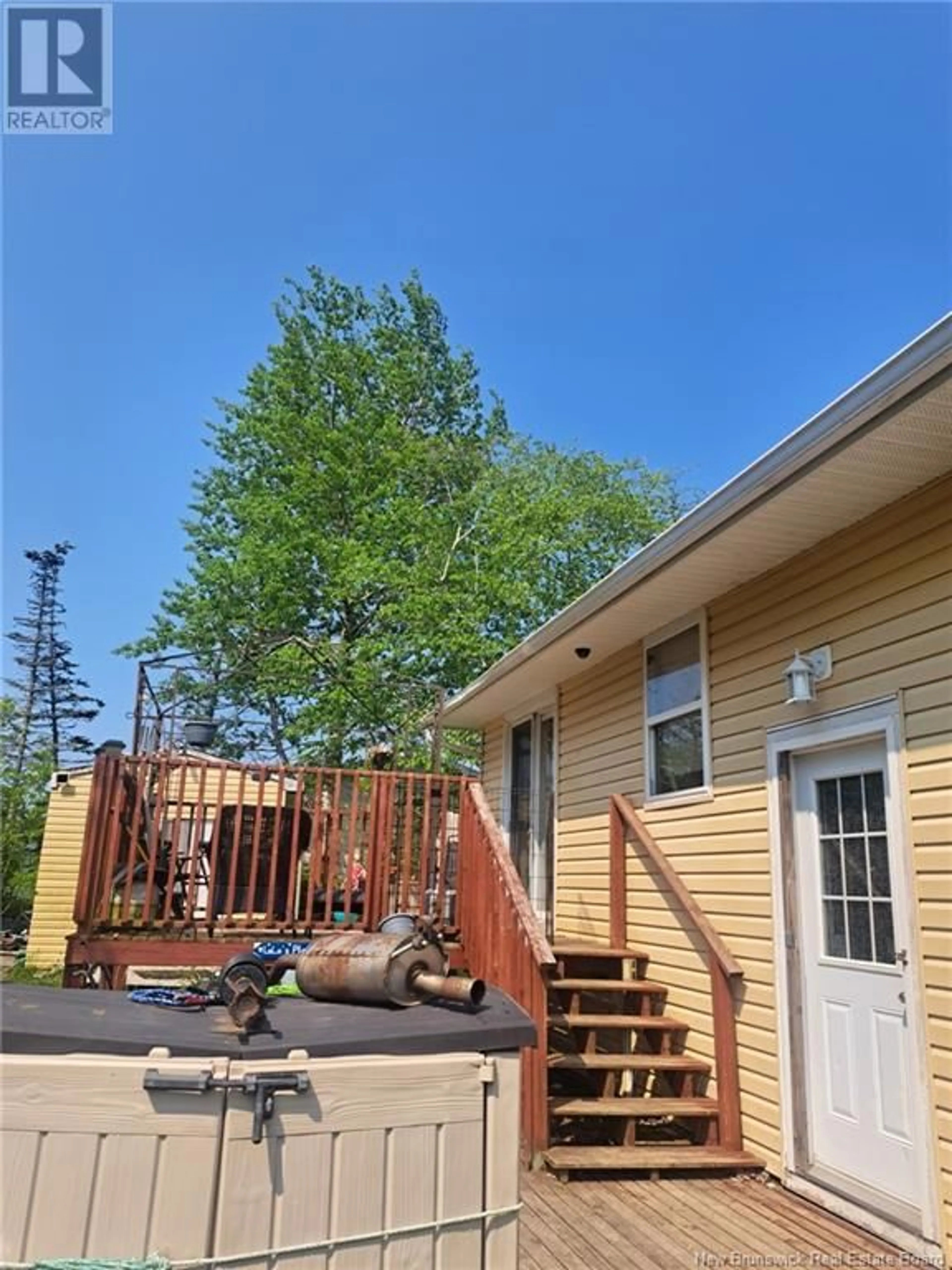 A pic from outside/outdoor area/front of a property/back of a property/a pic from drone, street for 3 TIDEVIEW LANE, Saint John New Brunswick E2M7E4