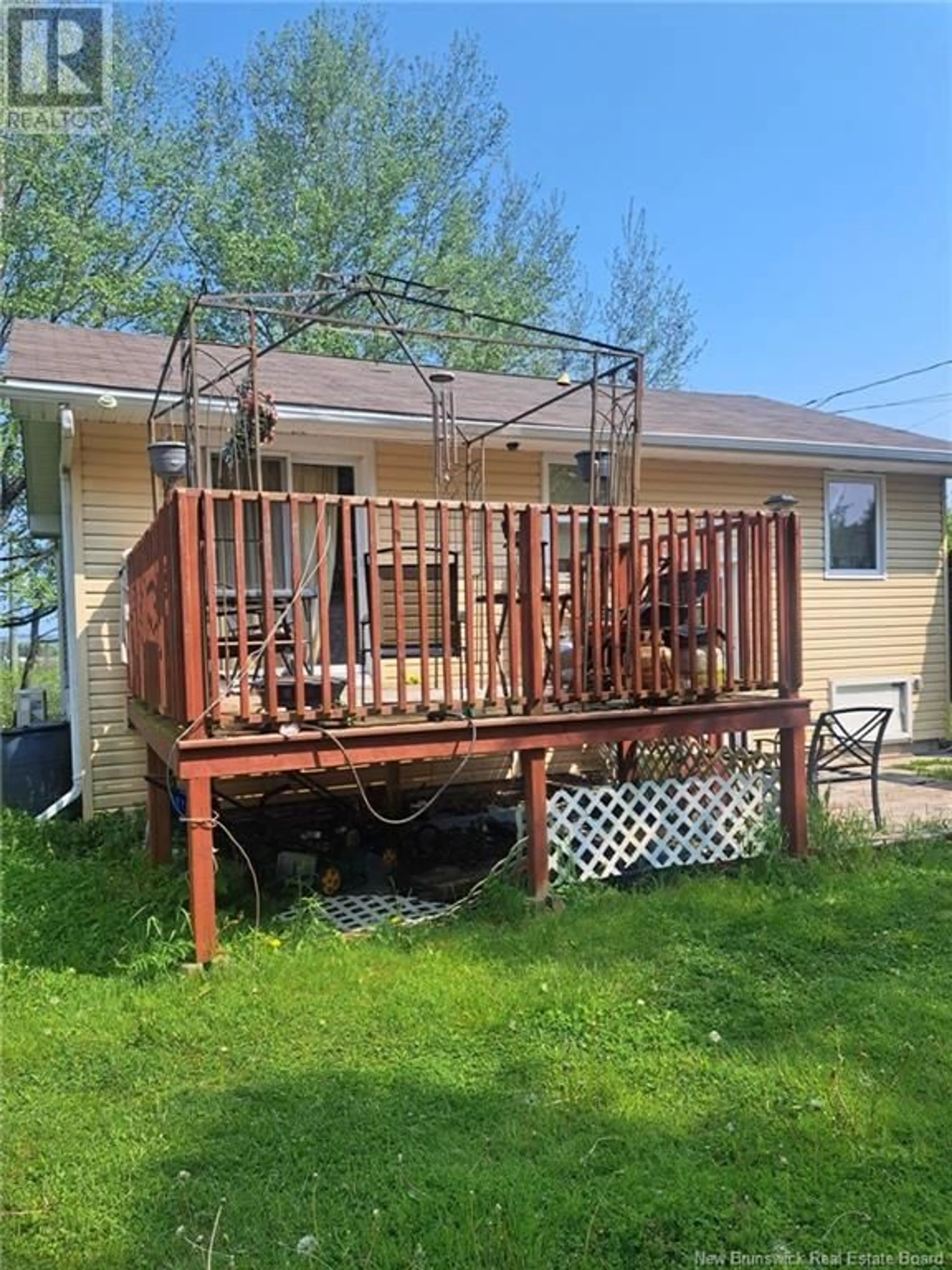 Patio, street for 3 TIDEVIEW LANE, Saint John New Brunswick E2M7E4