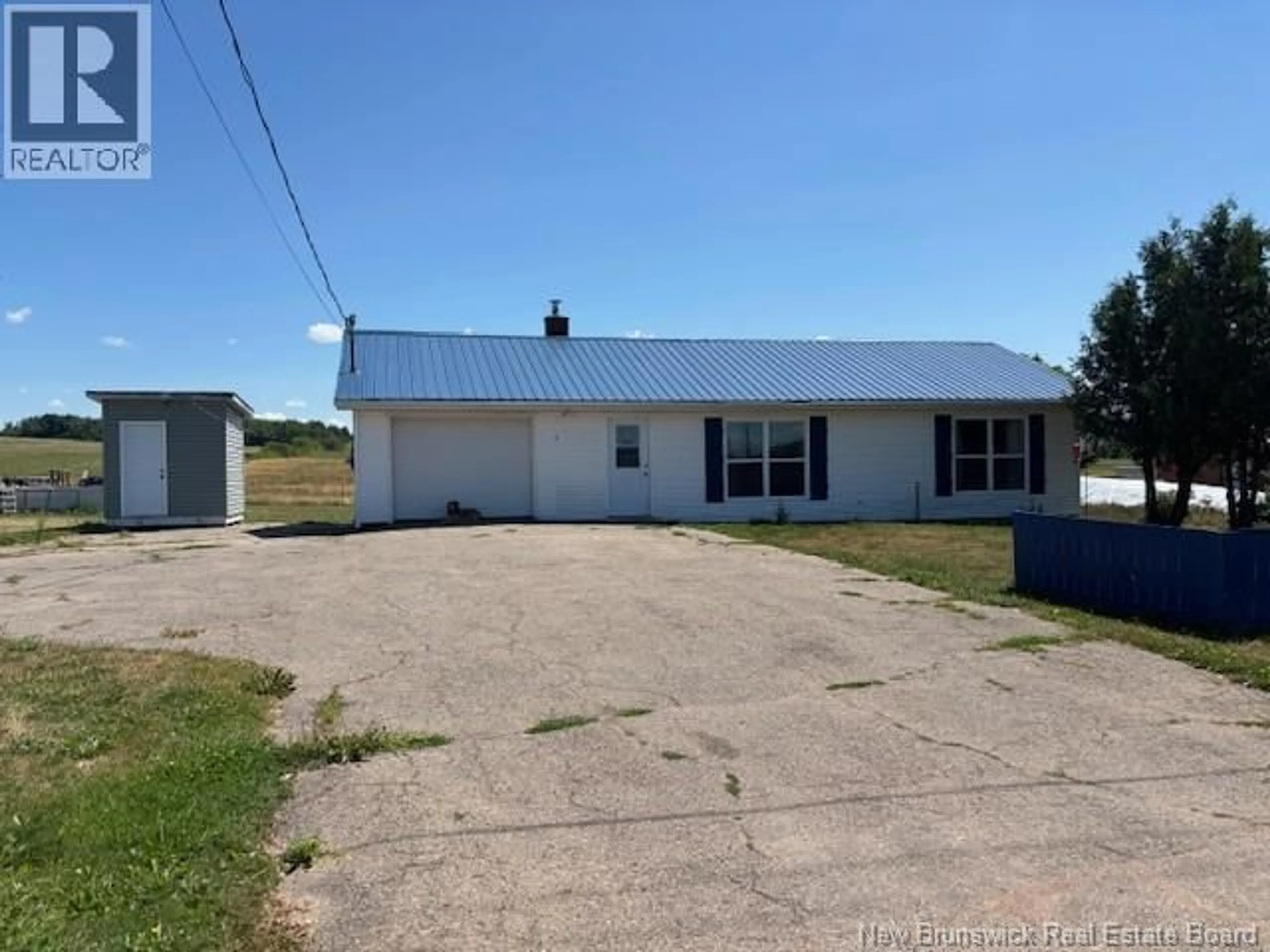 A pic from outside/outdoor area/front of a property/back of a property/a pic from drone, building for 2343 ROUTE 890, Cornhill New Brunswick E4Z1B5