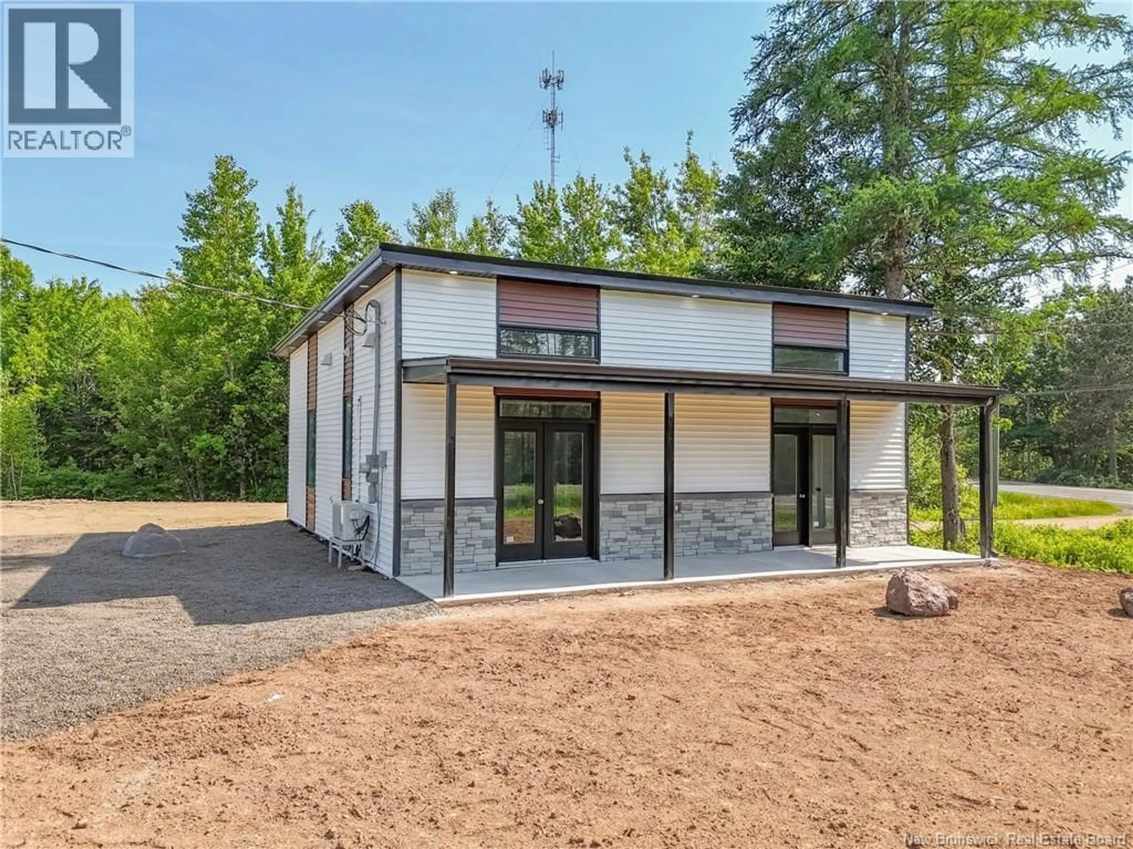 Home with vinyl exterior material, building for 1236 PLEASANT DRIVE, Minto New Brunswick E4B2V8