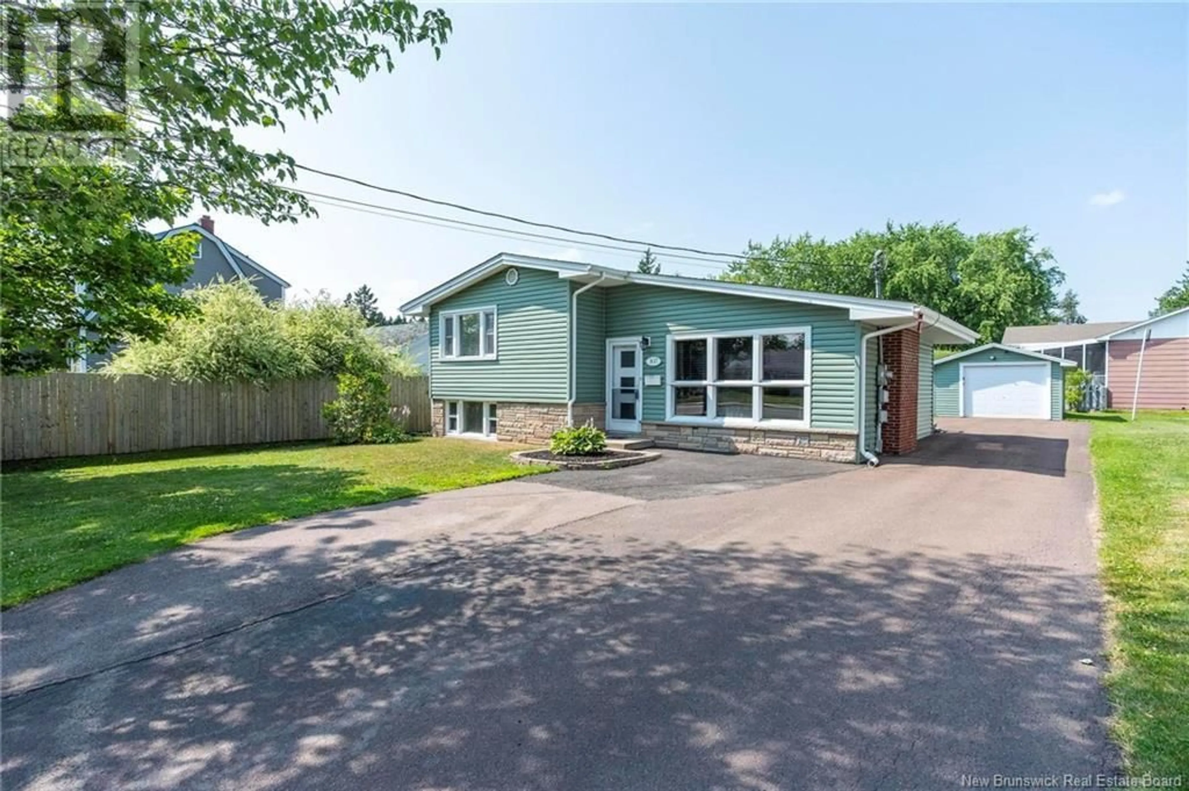 Unknown for 307 SHEDIAC ROAD, Moncton New Brunswick E1A2S6