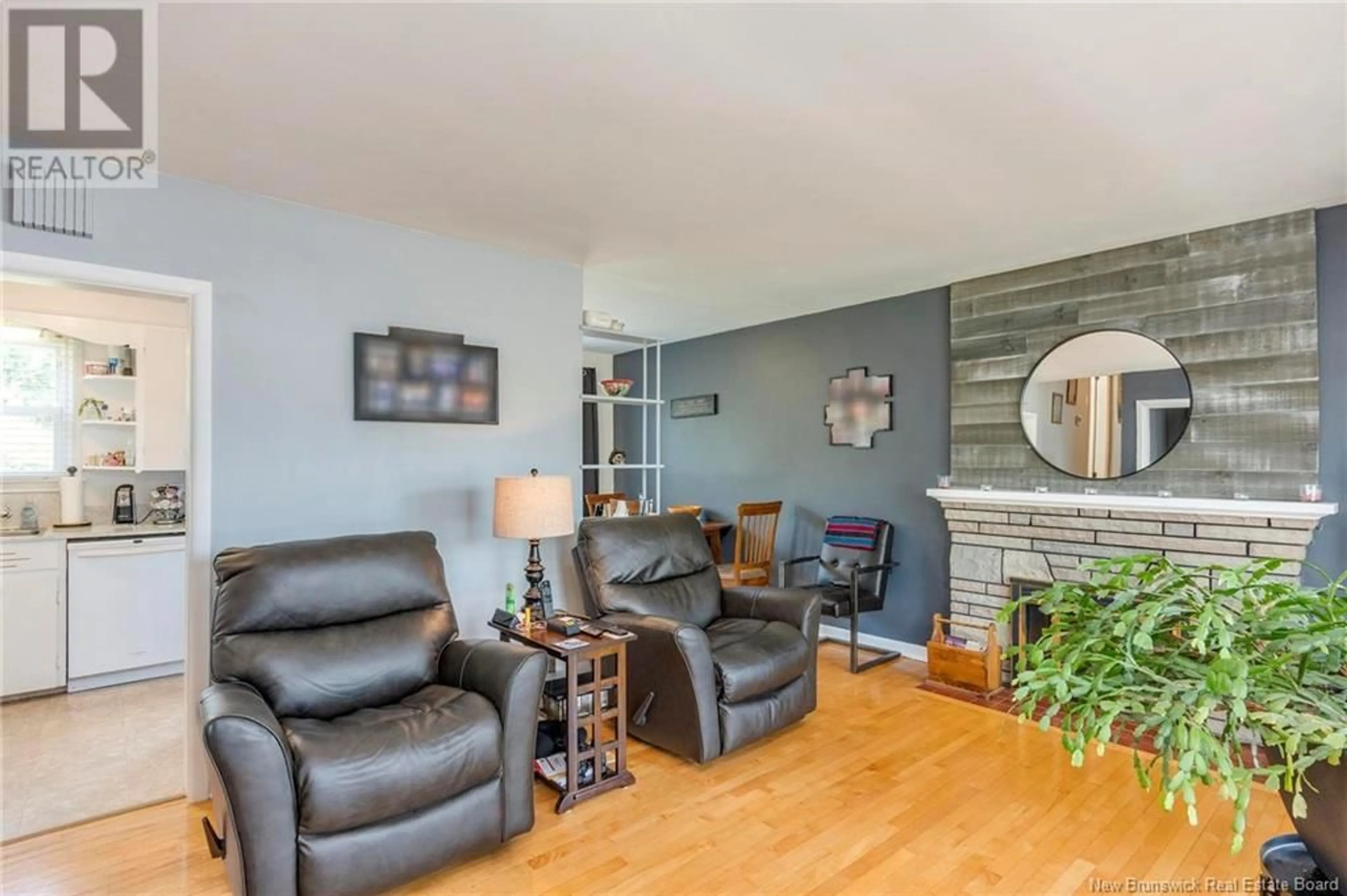 Living room with furniture, unknown for 307 SHEDIAC ROAD, Moncton New Brunswick E1A2S6