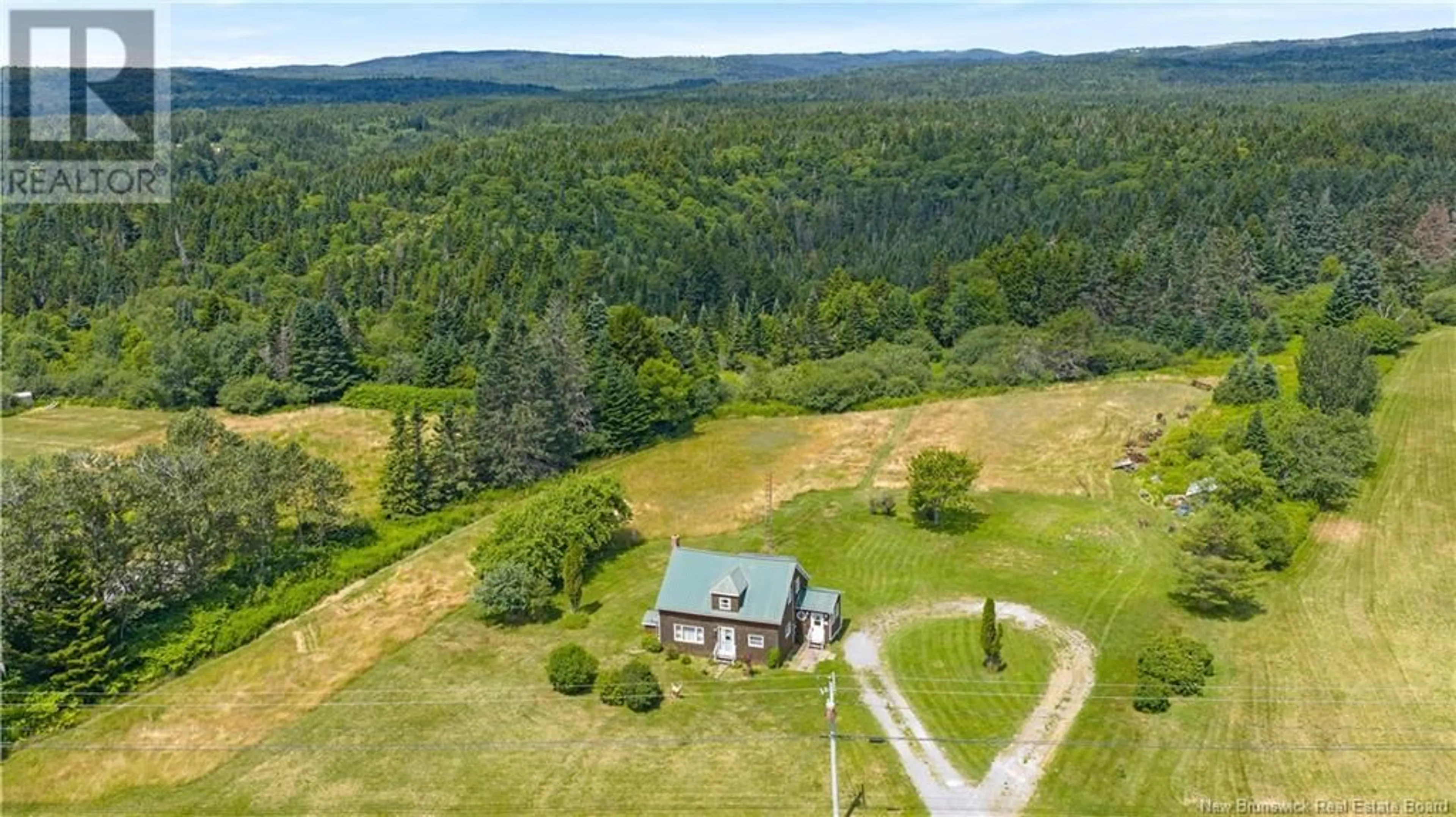 A pic from outside/outdoor area/front of a property/back of a property/a pic from drone, mountain view for 139 BIG SALMON RIVER ROAD, Bay View New Brunswick E5R1J8