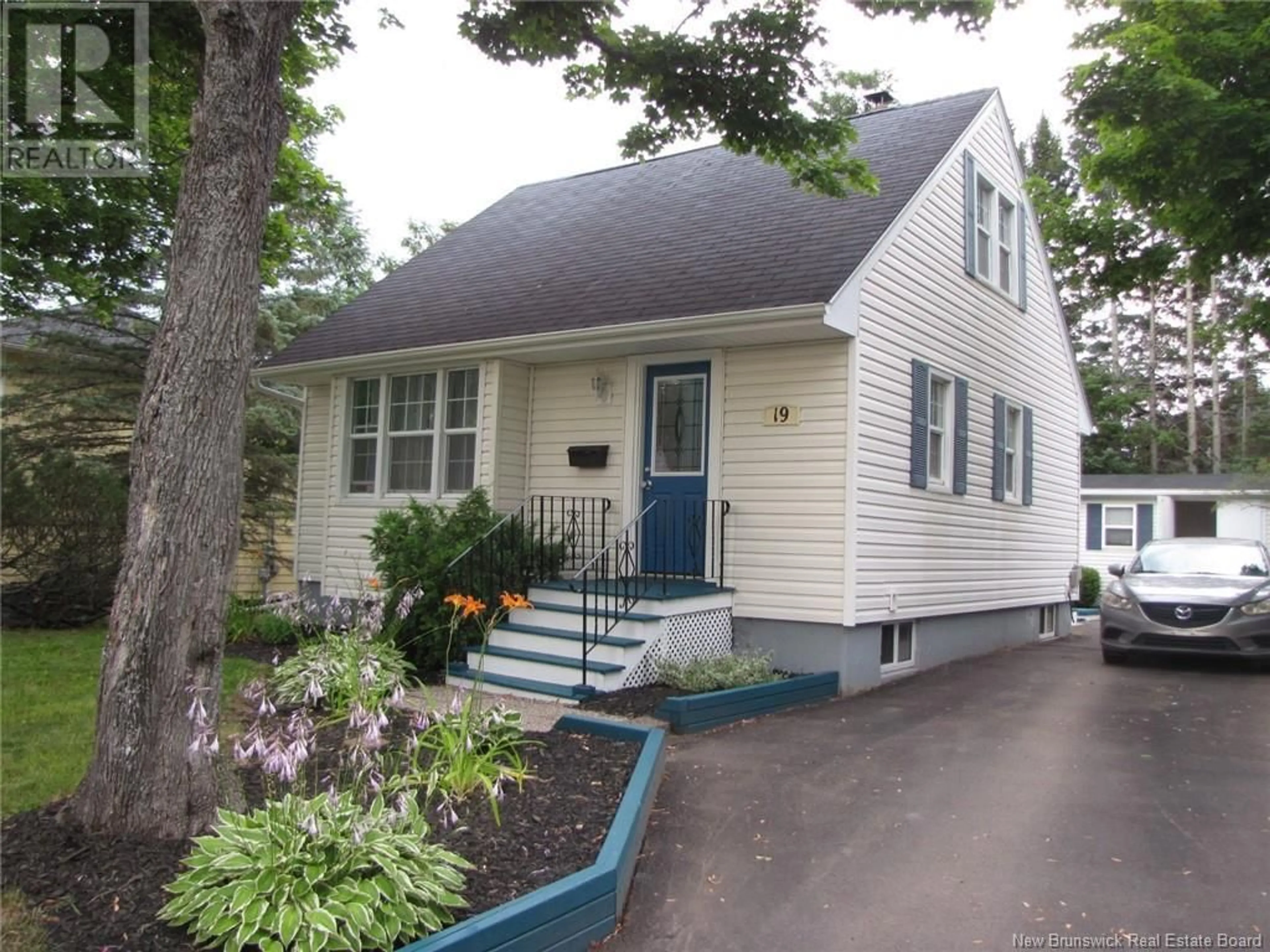Home with vinyl exterior material, street for 19 FUNDY ROAD, Riverview New Brunswick E1B1E1